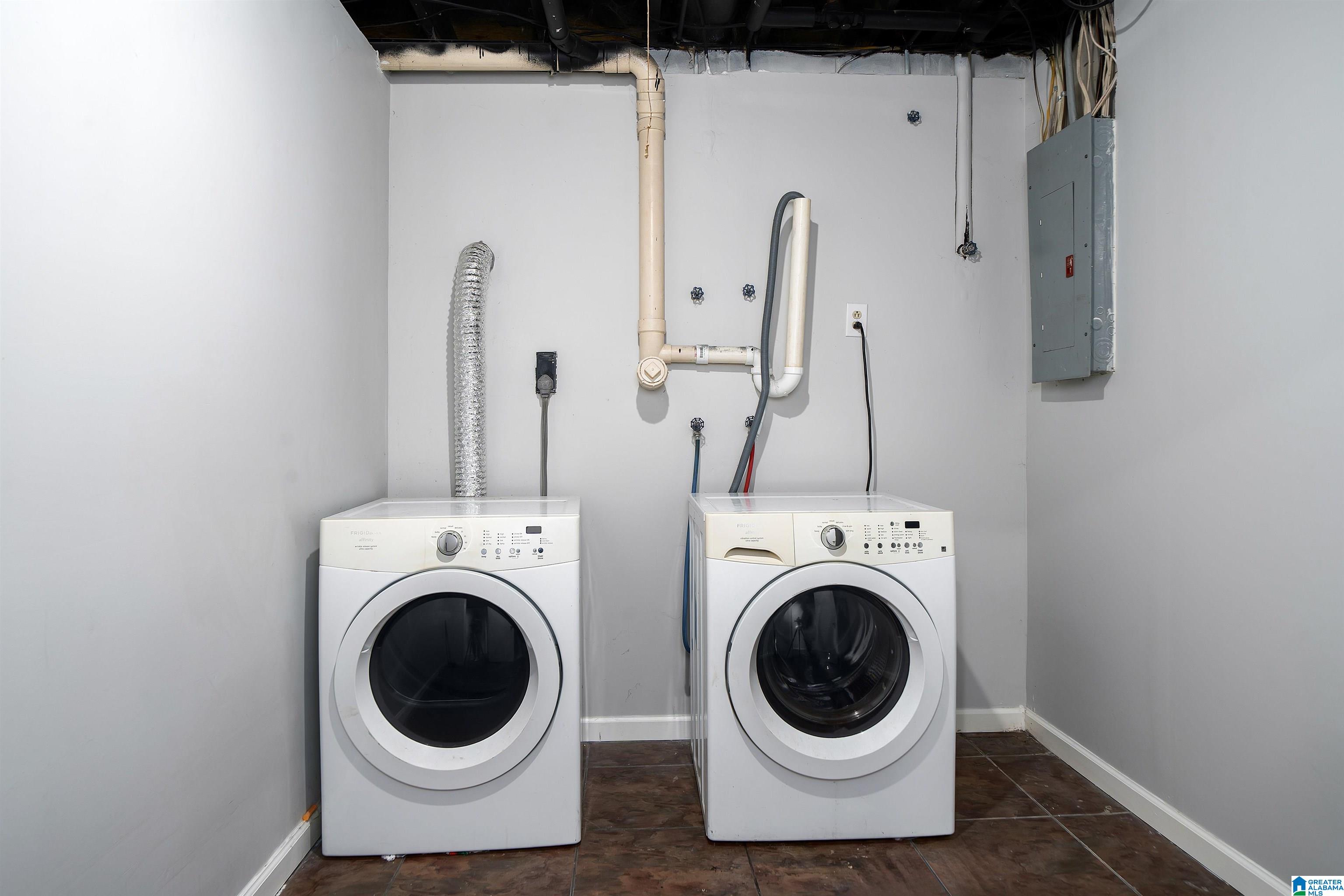 5230 WILLOW RIDGE DRIVE