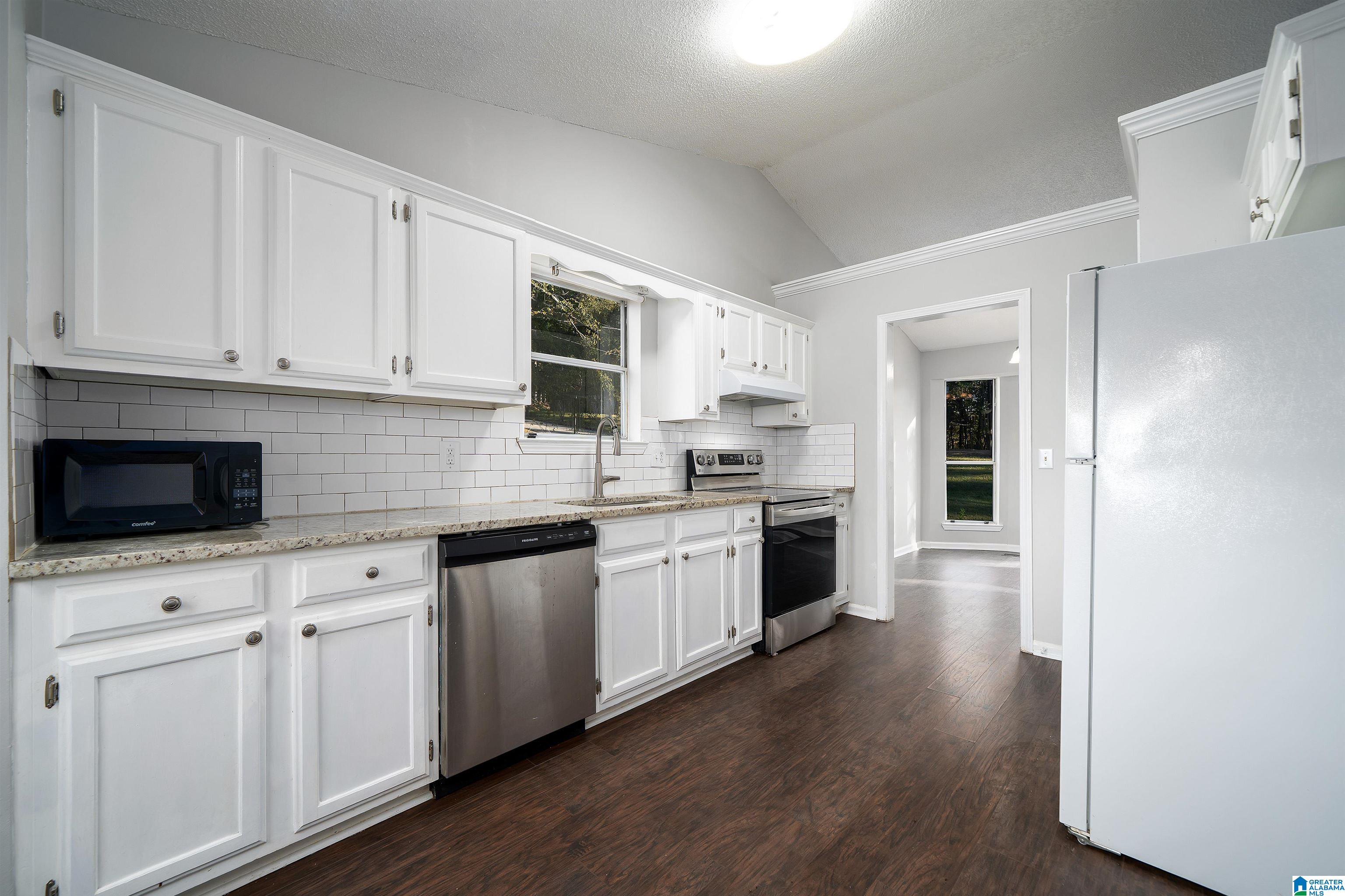 5230 WILLOW RIDGE DRIVE