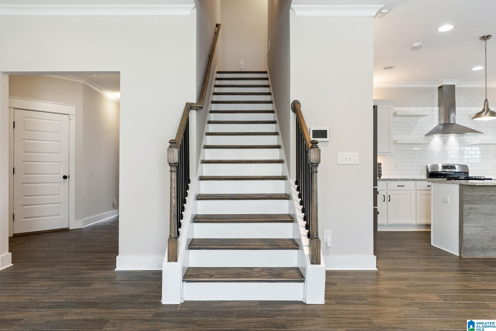 1355 WOODRIDGE PLACE