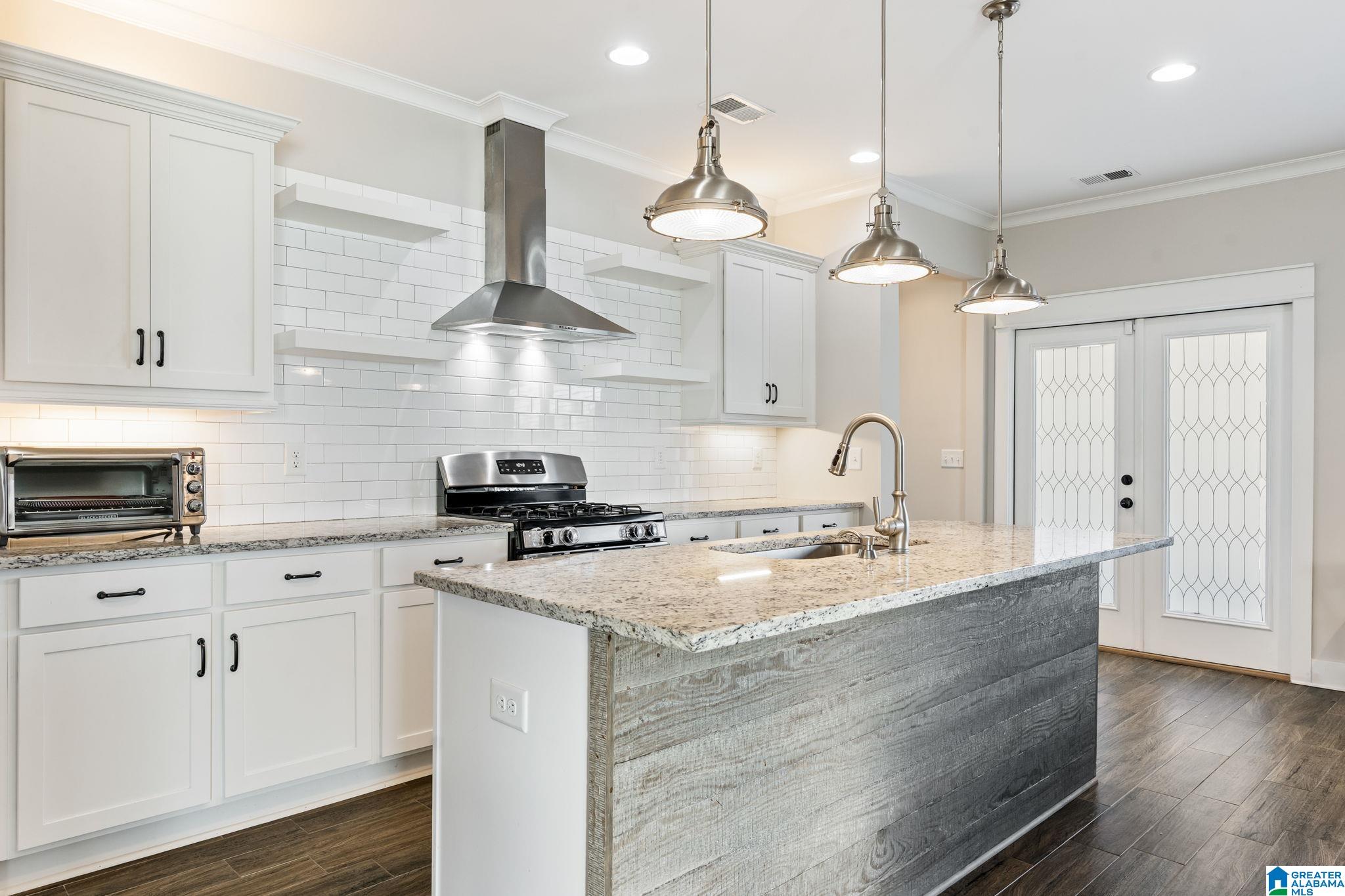 1355 WOODRIDGE PLACE