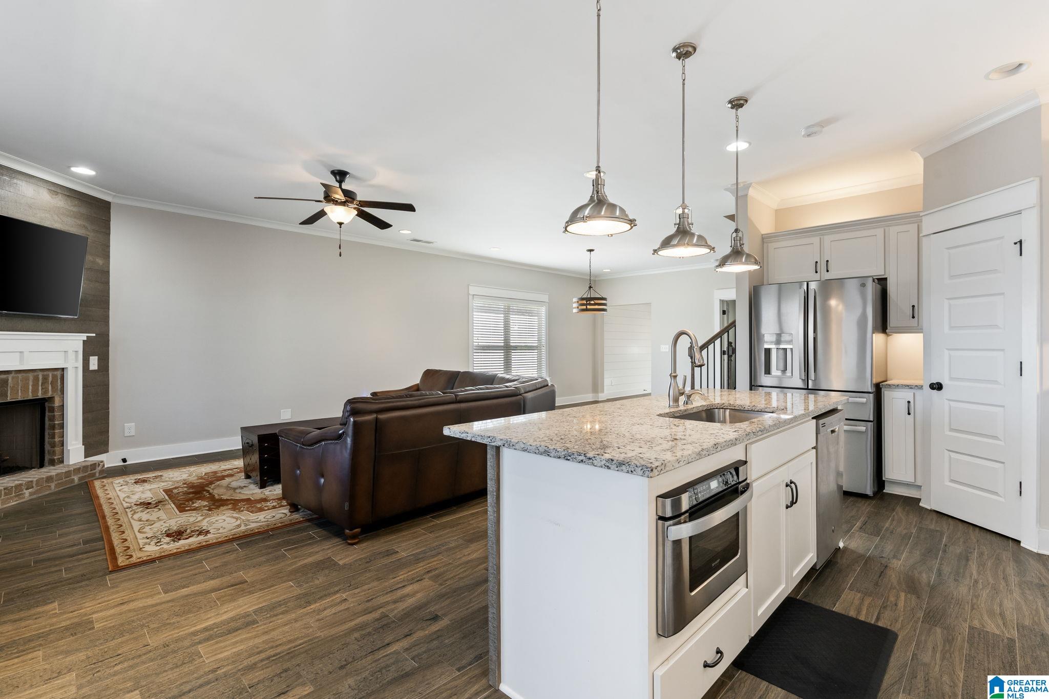 1355 WOODRIDGE PLACE