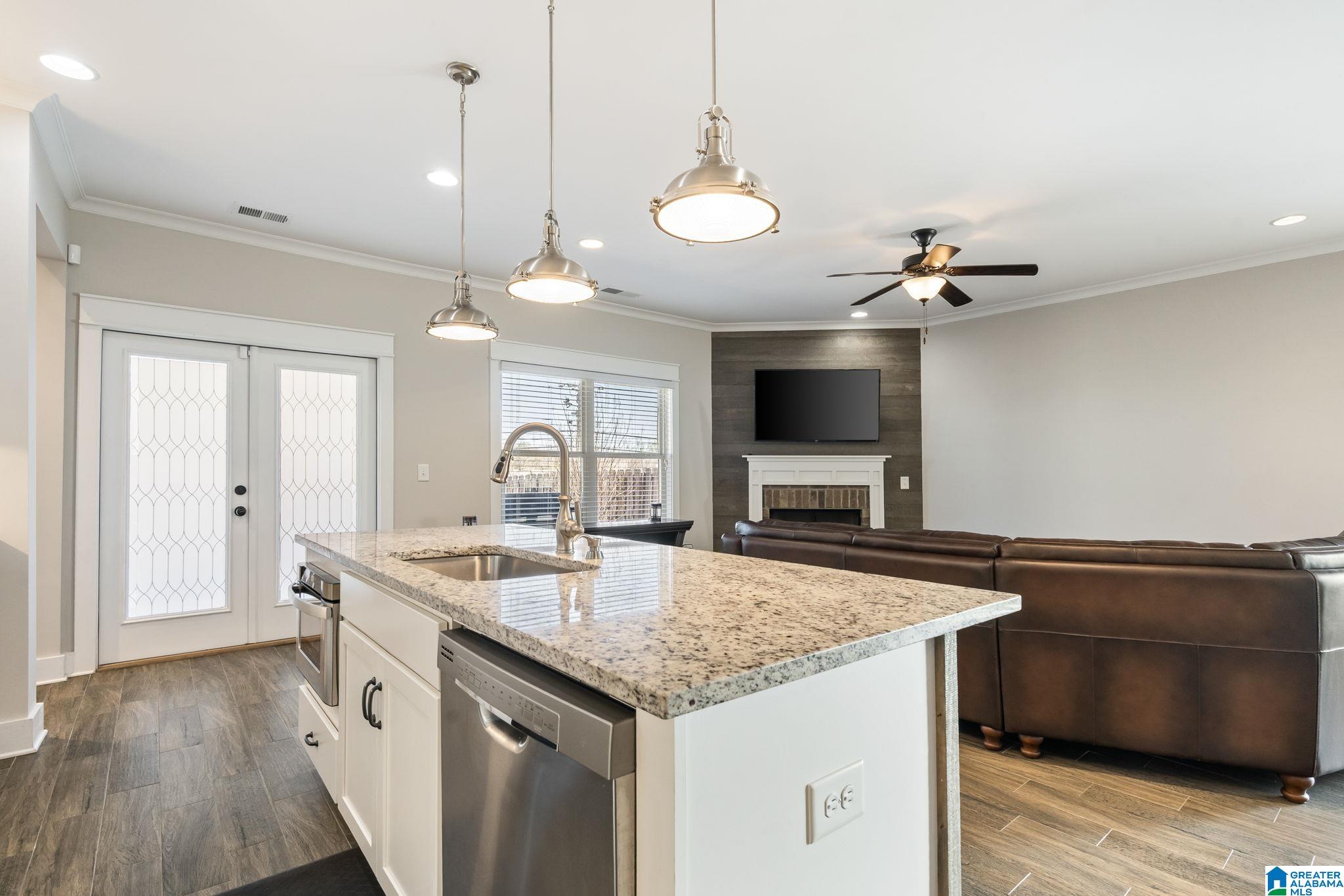 1355 WOODRIDGE PLACE