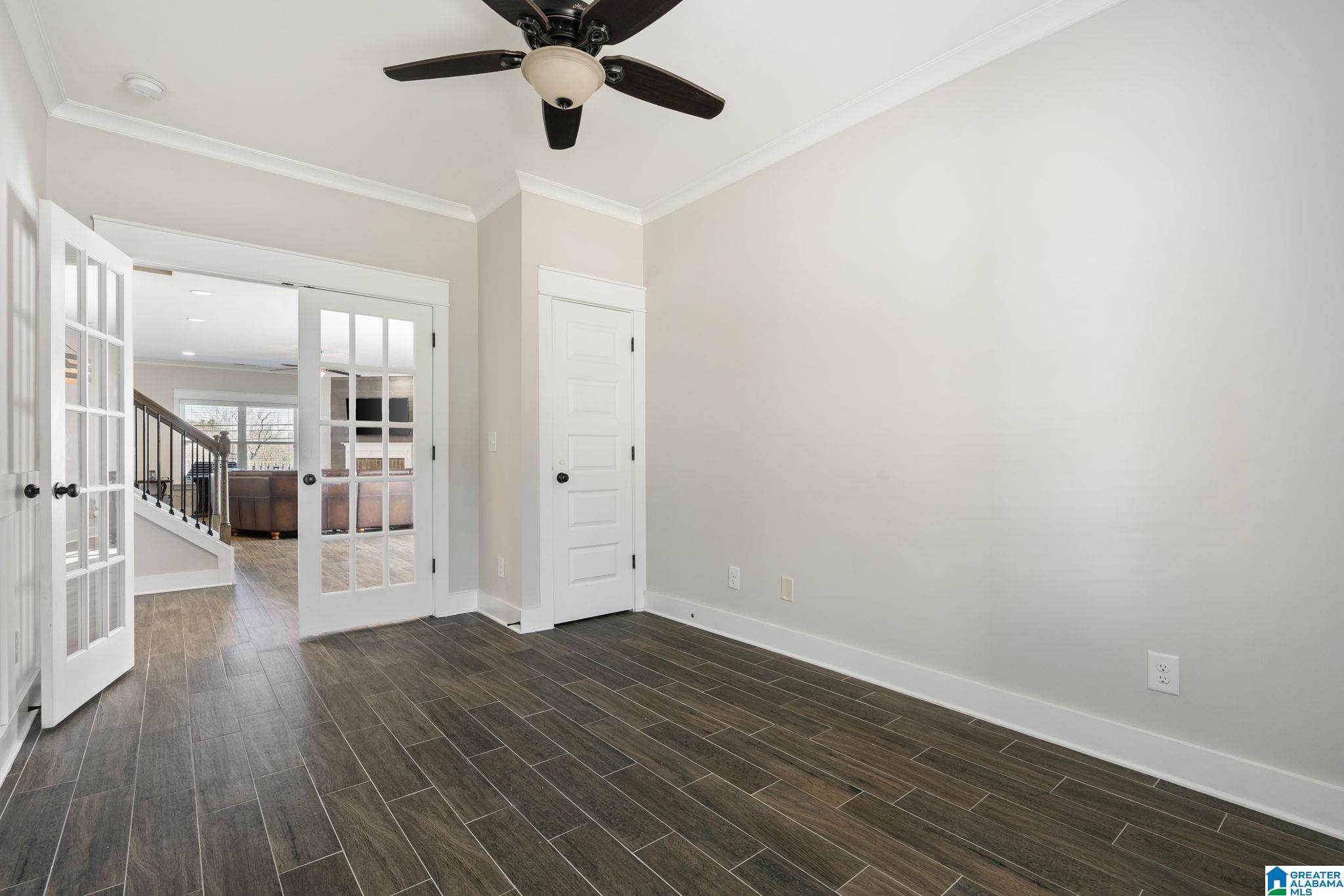 1355 WOODRIDGE PLACE