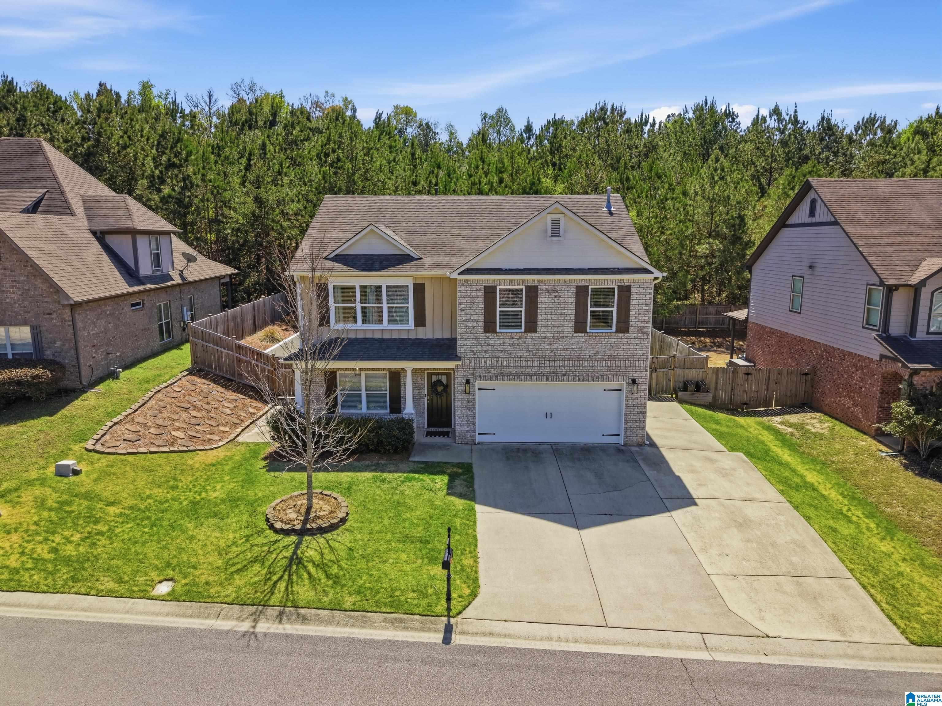 262 CHAPEL HILL TRAIL