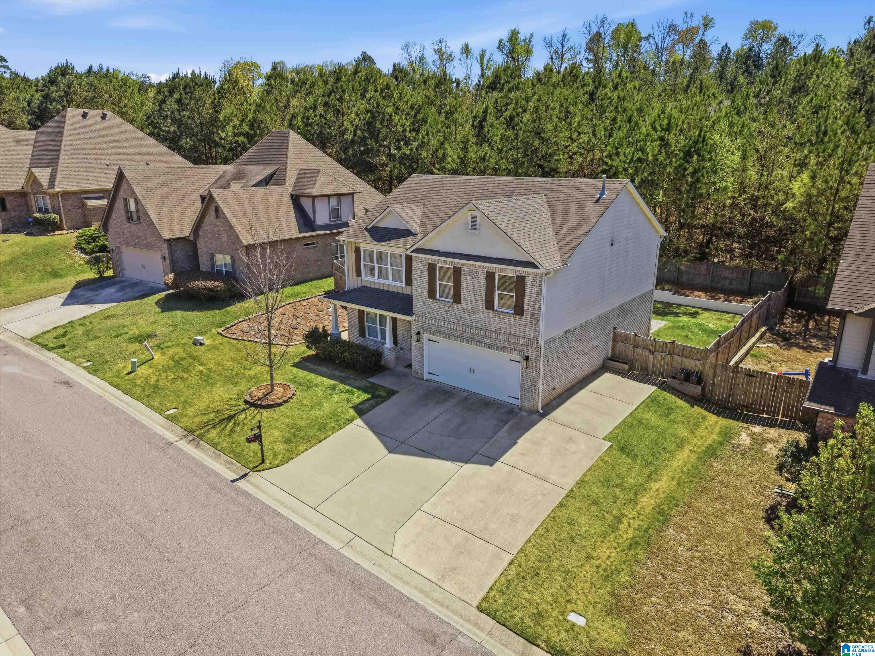 262 CHAPEL HILL TRAIL
