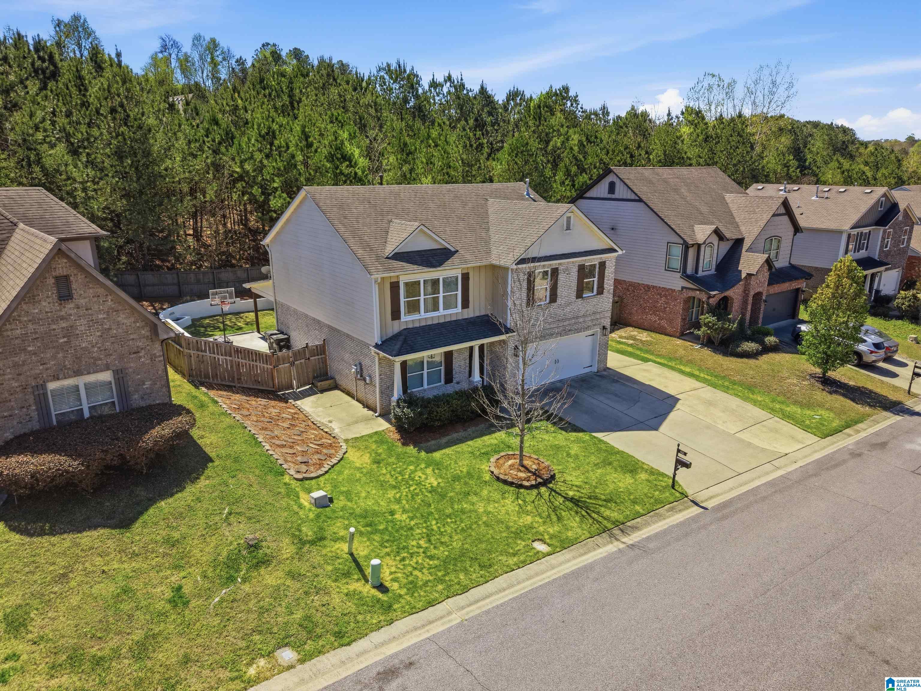 262 CHAPEL HILL TRAIL