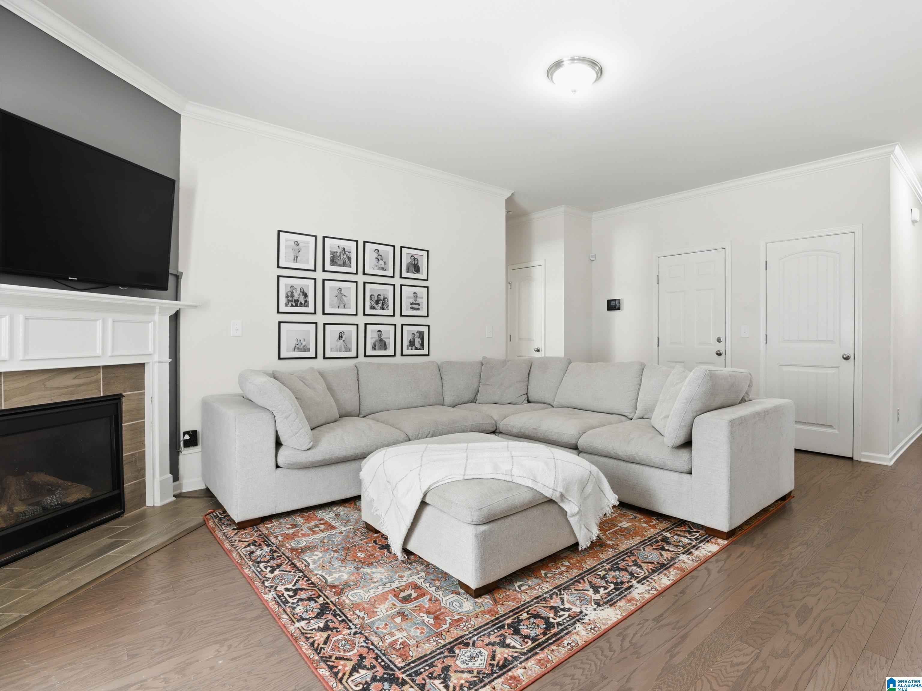 262 CHAPEL HILL TRAIL