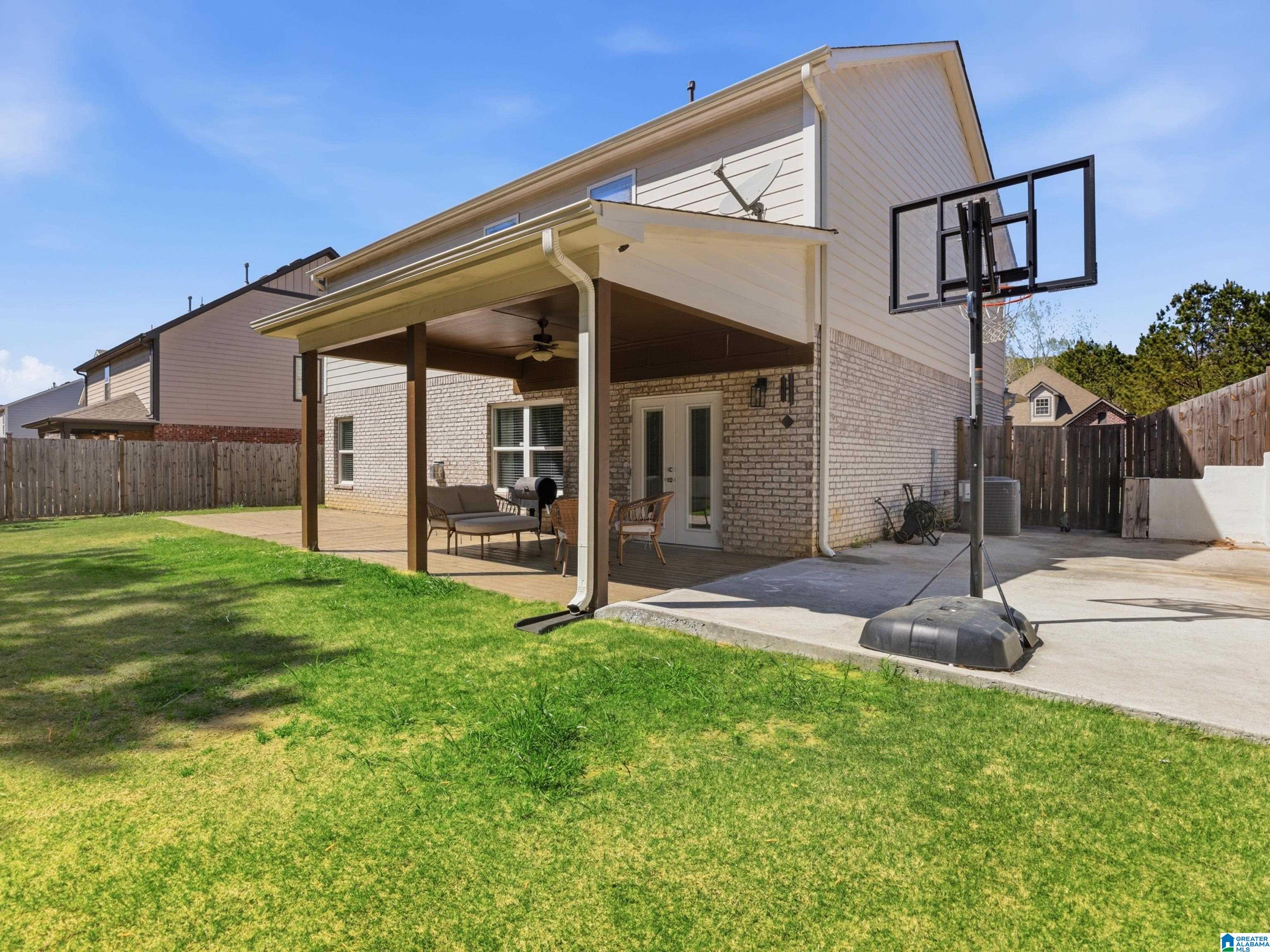 262 CHAPEL HILL TRAIL