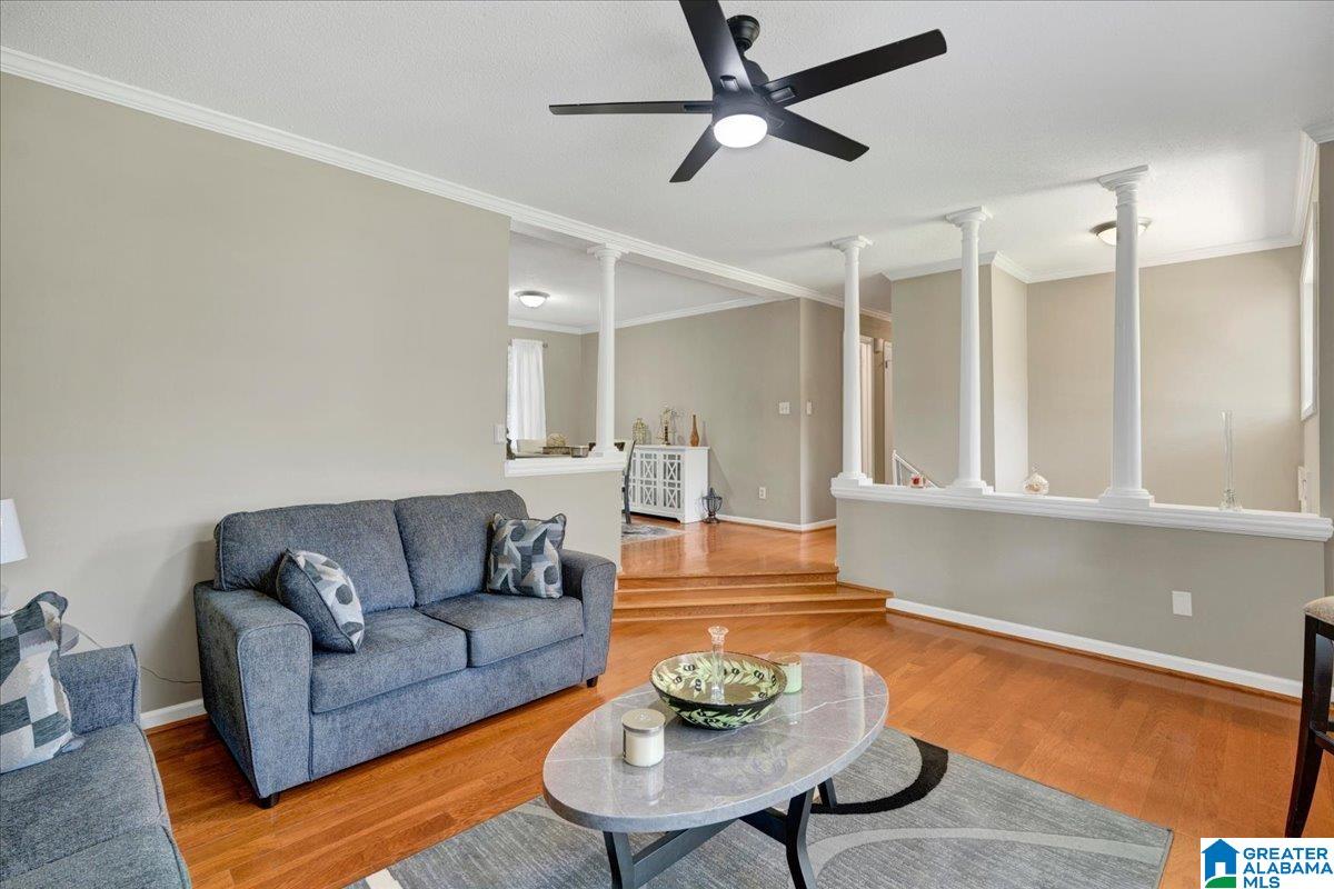 2048 WHITE POST ROAD