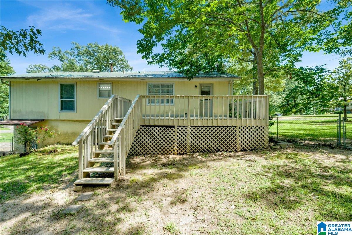 2048 WHITE POST ROAD