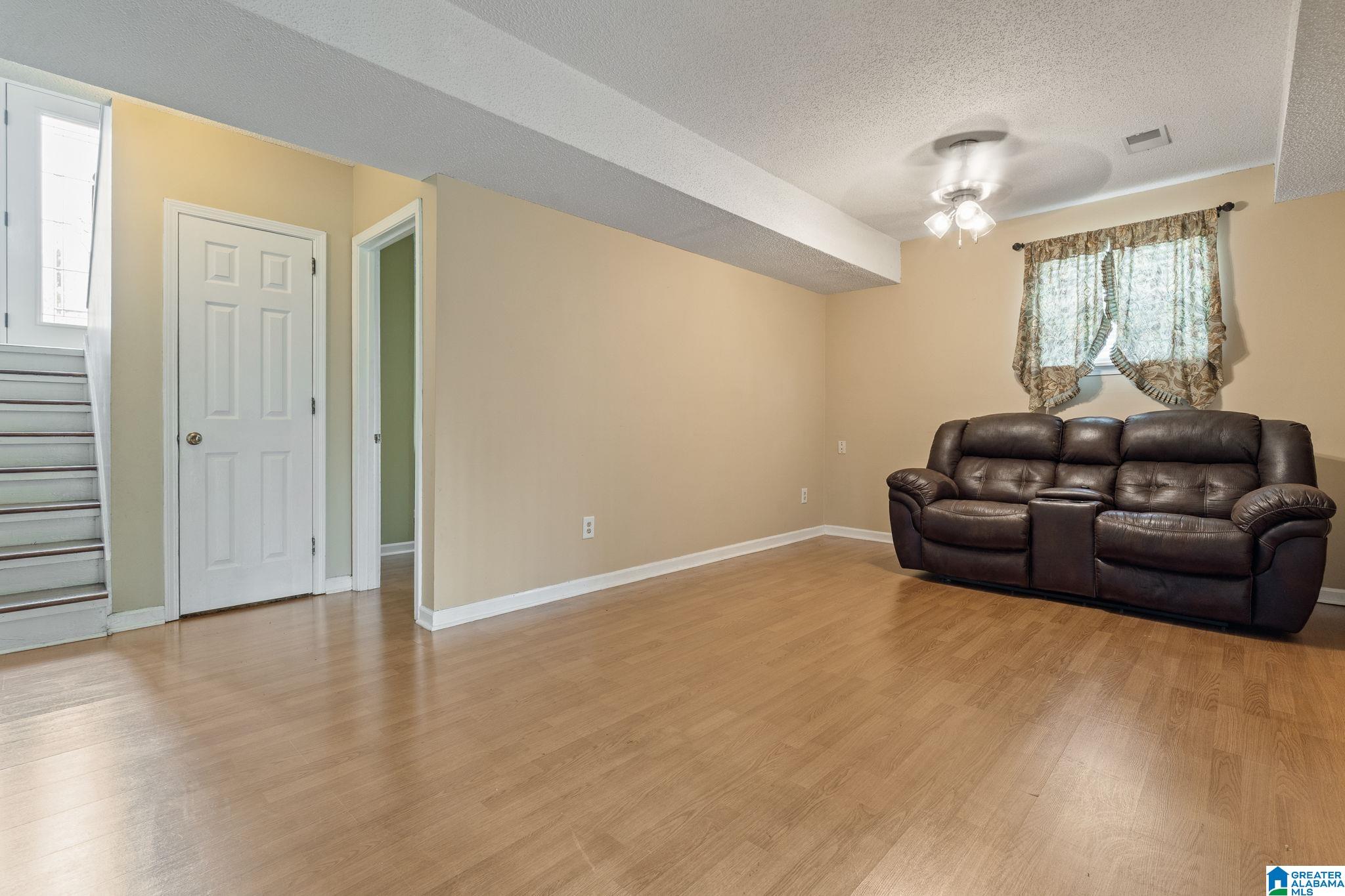 2013 LEOLA AVENUE