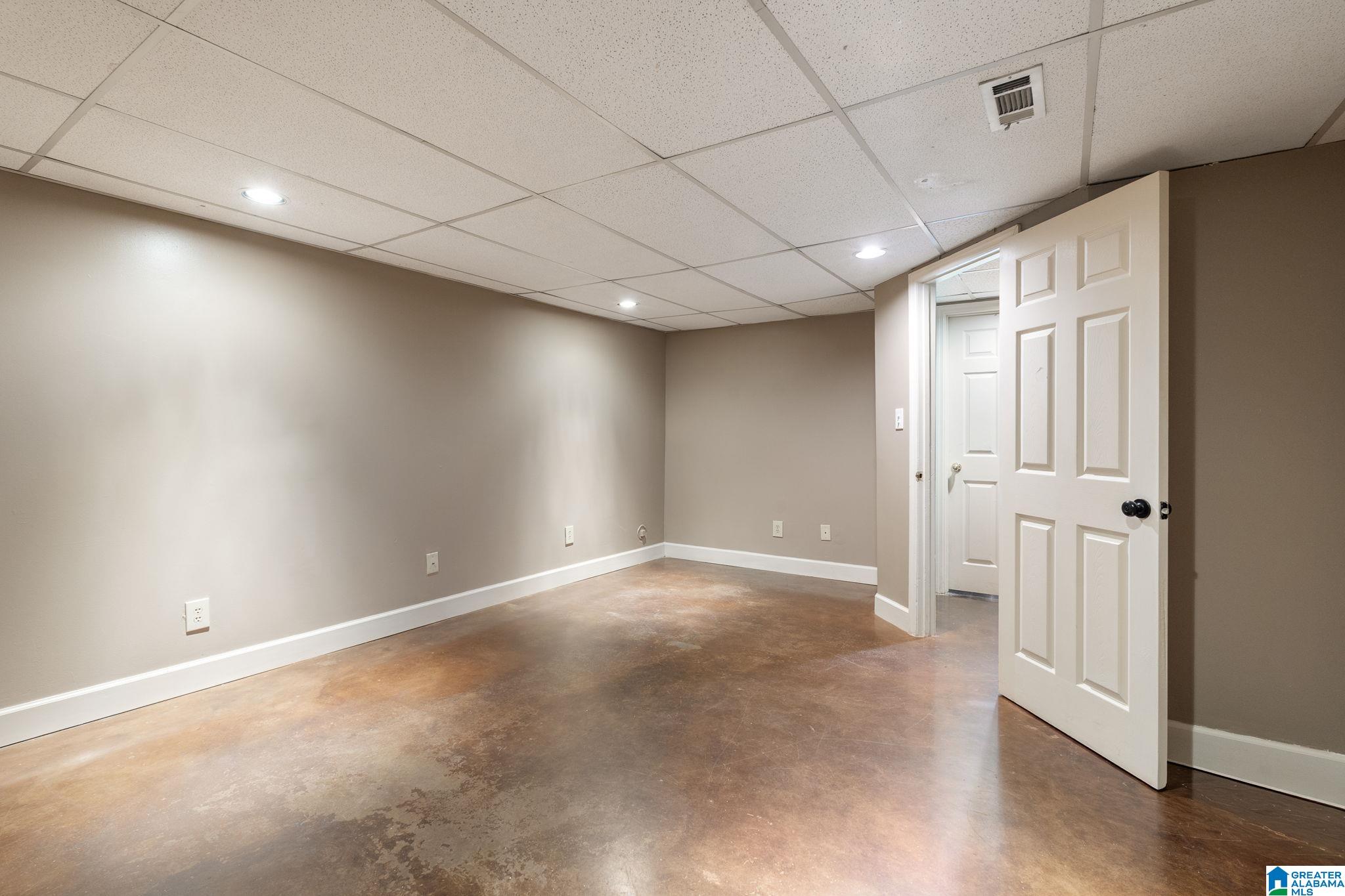 1513 CYPRESS COVE CIRCLE