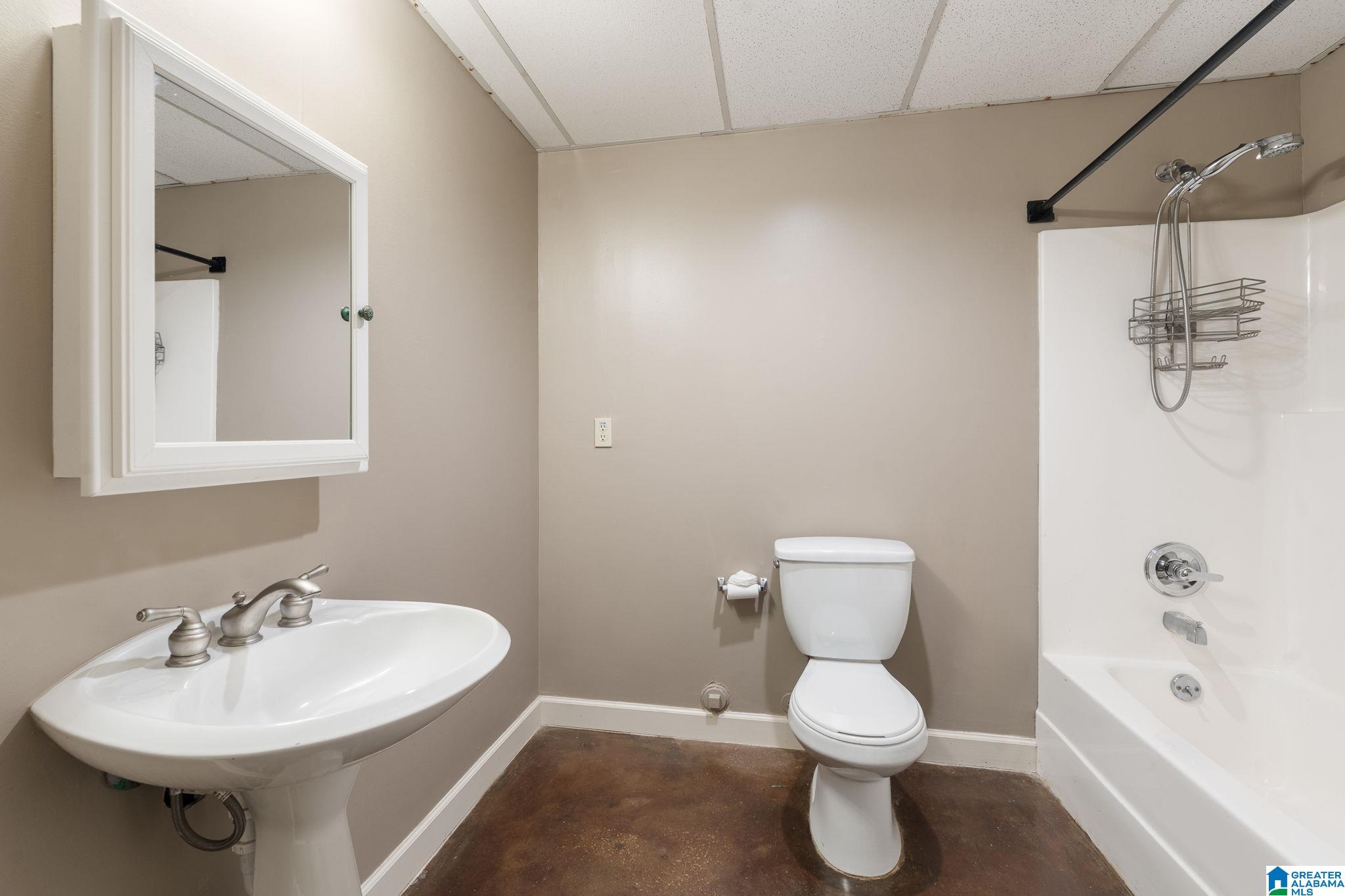 1513 CYPRESS COVE CIRCLE