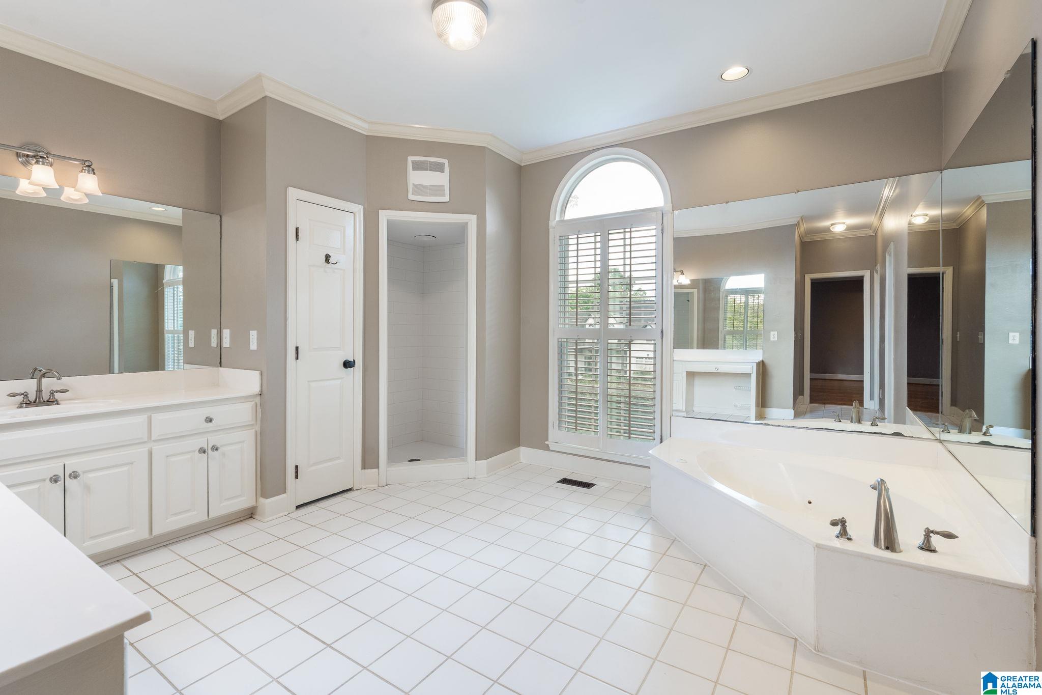 1513 CYPRESS COVE CIRCLE