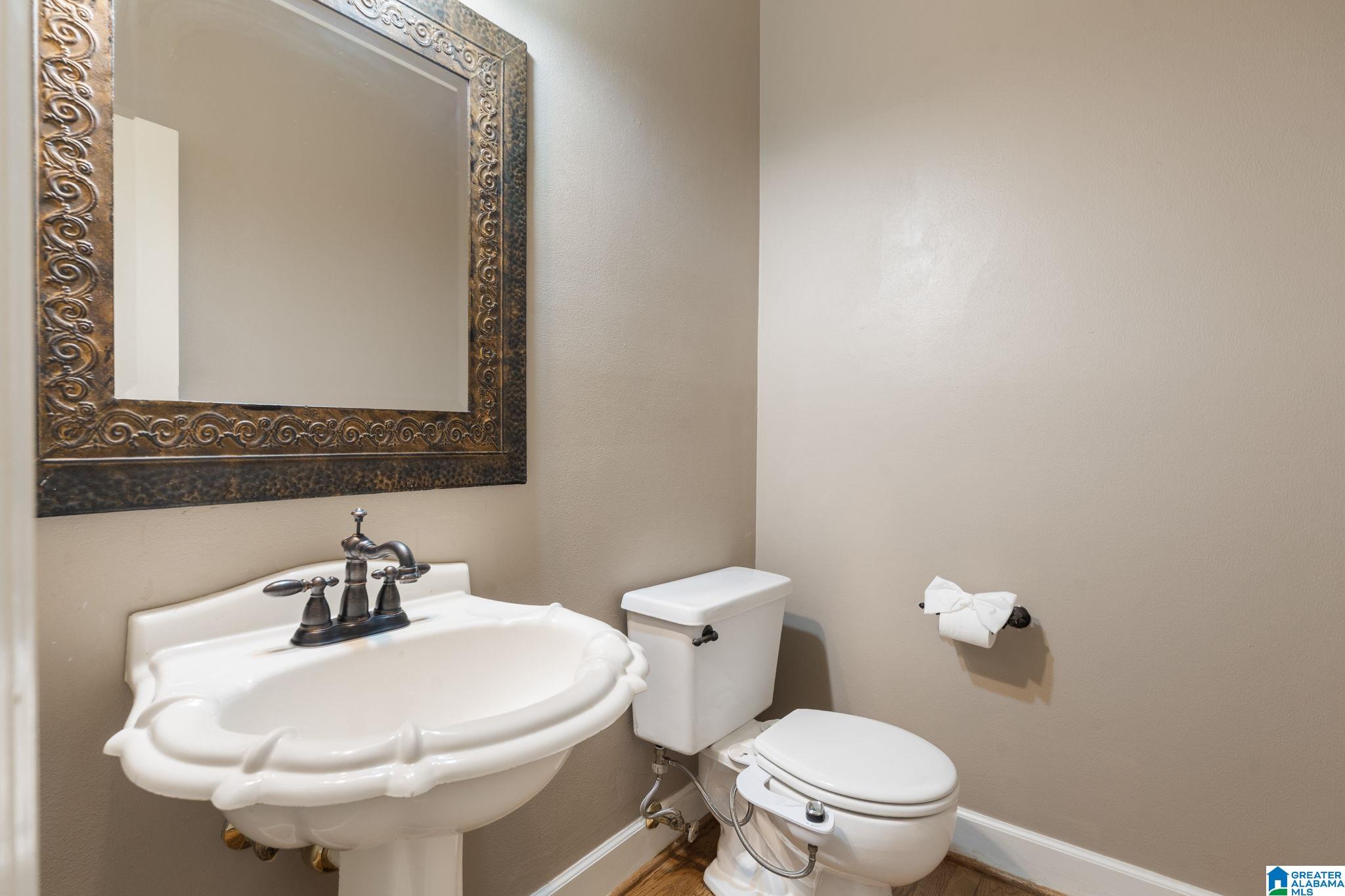 1513 CYPRESS COVE CIRCLE