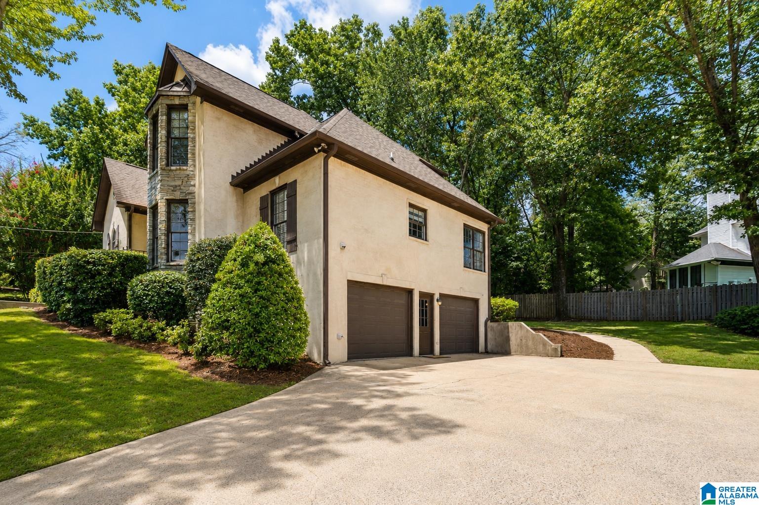 1513 CYPRESS COVE CIRCLE