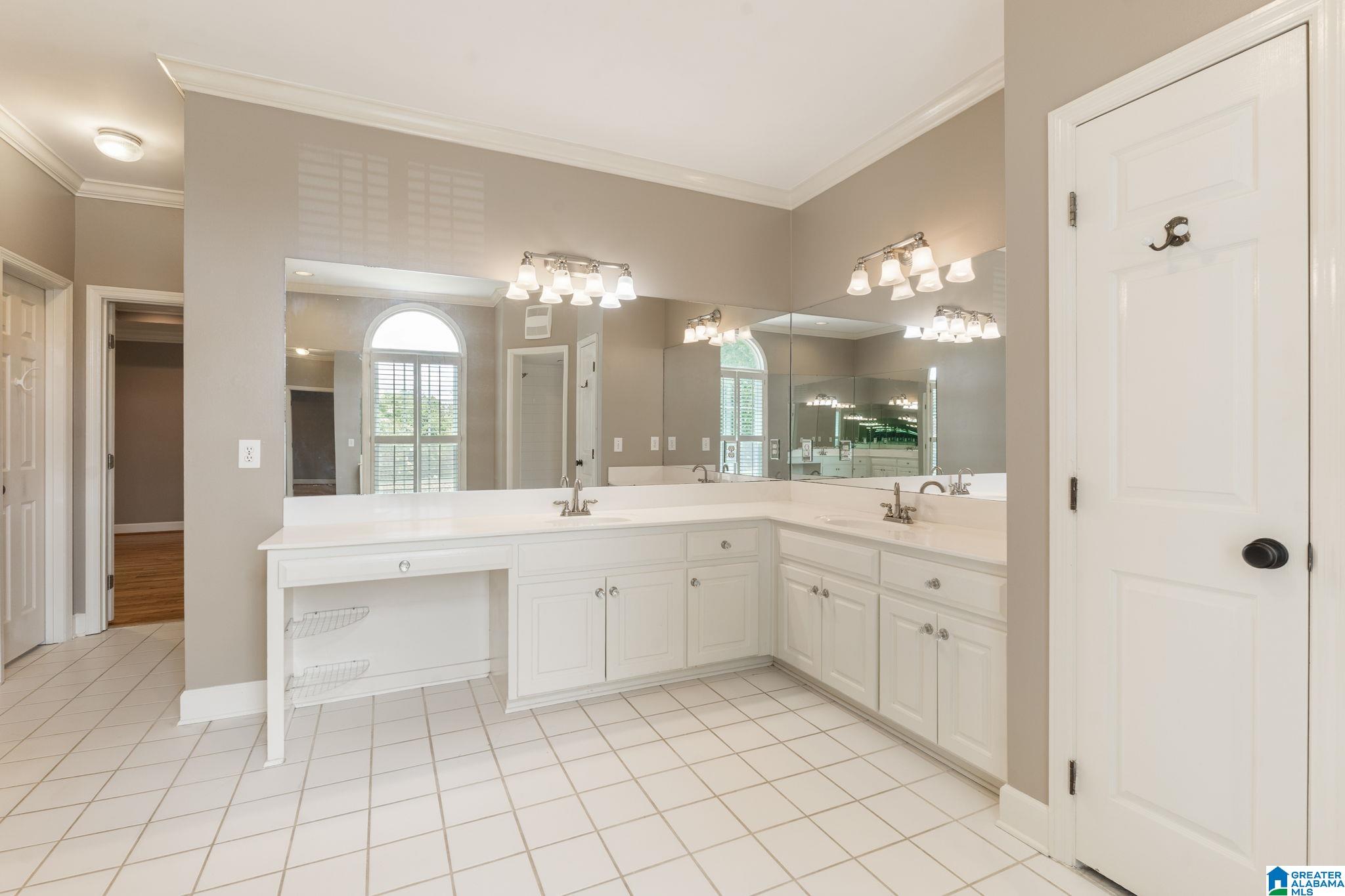 1513 CYPRESS COVE CIRCLE
