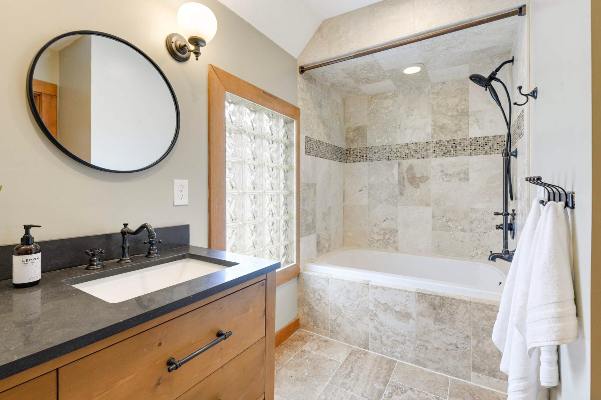 4307 Lyndale Avenue S