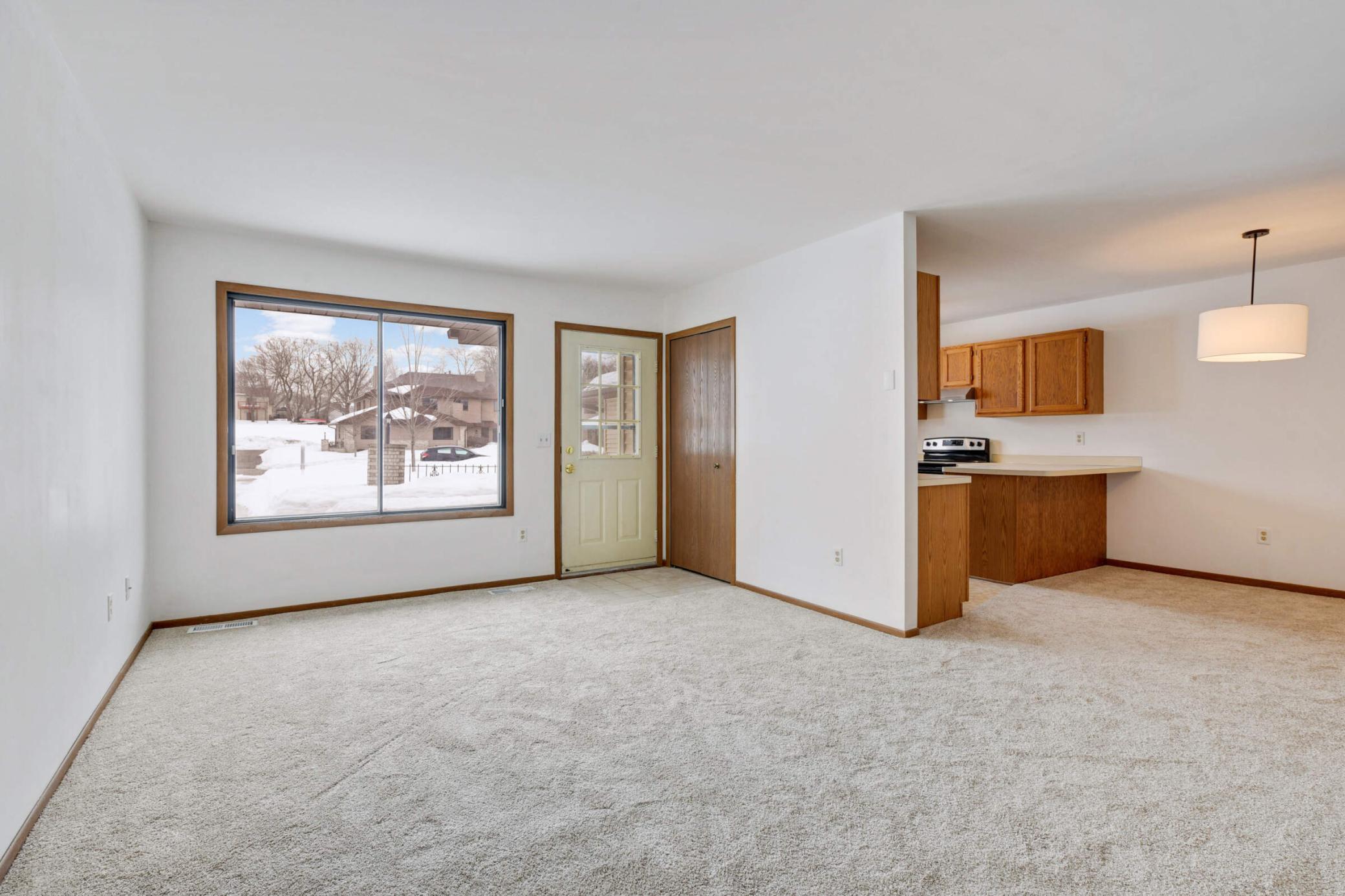 8983 Underwood Lane N