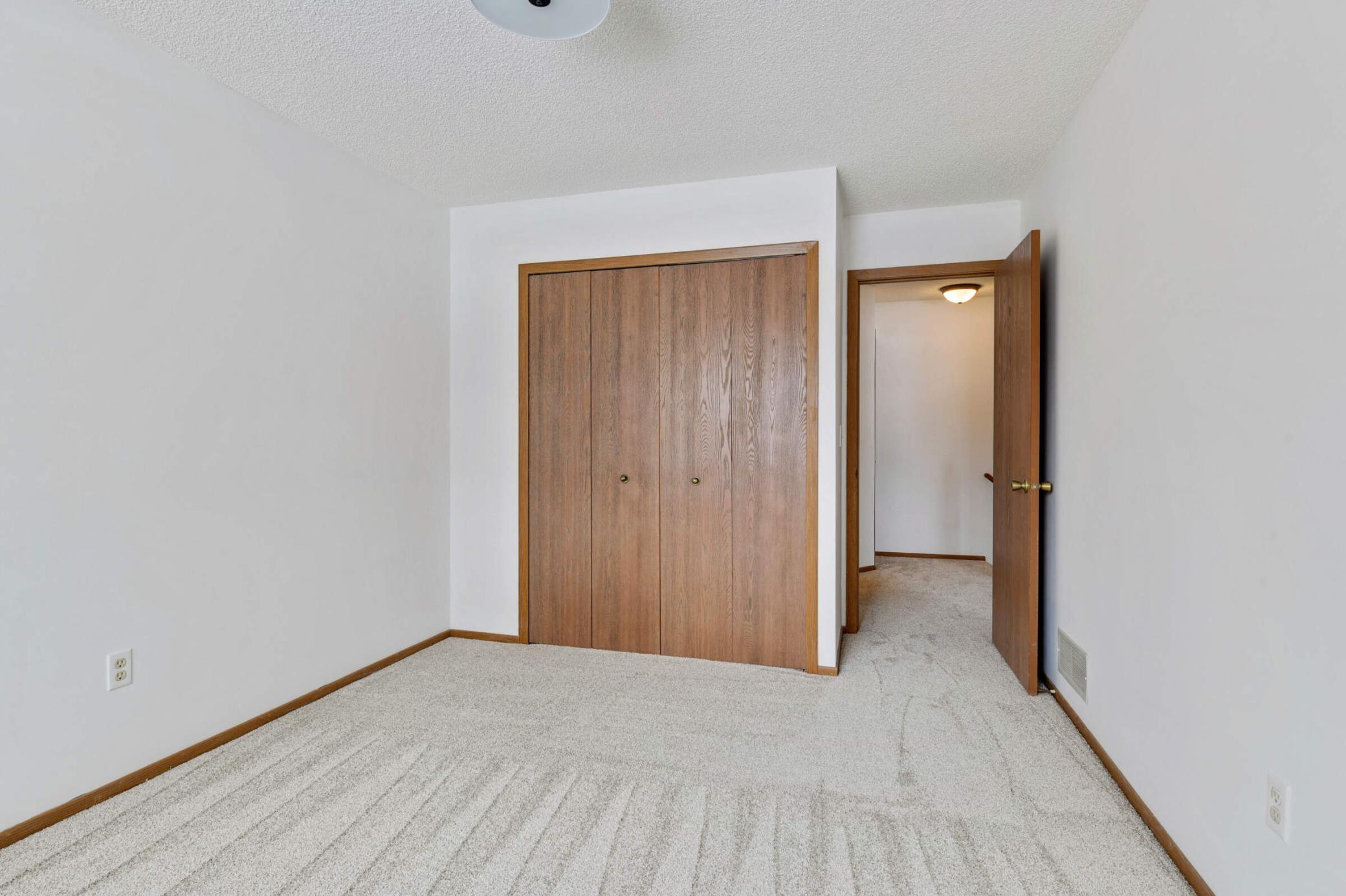 8983 Underwood Lane N