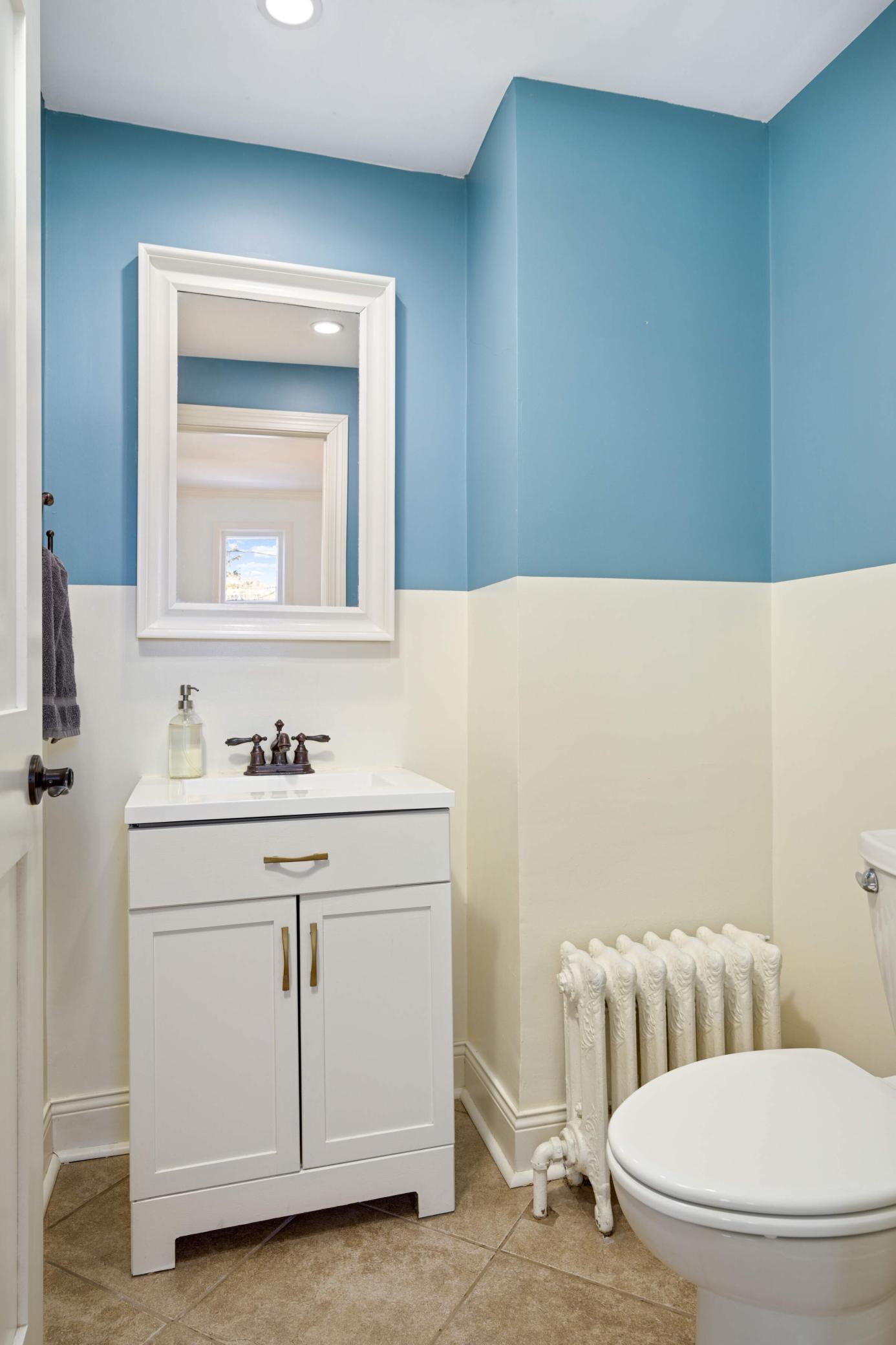 3925 Blaisdell Avenue