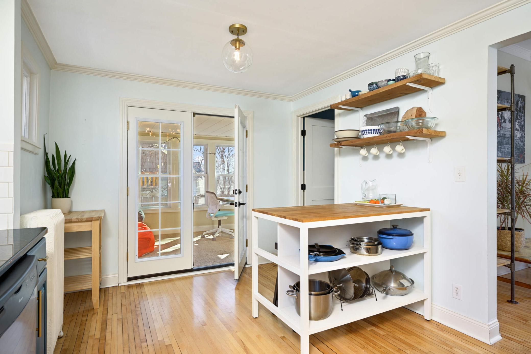 3925 Blaisdell Avenue