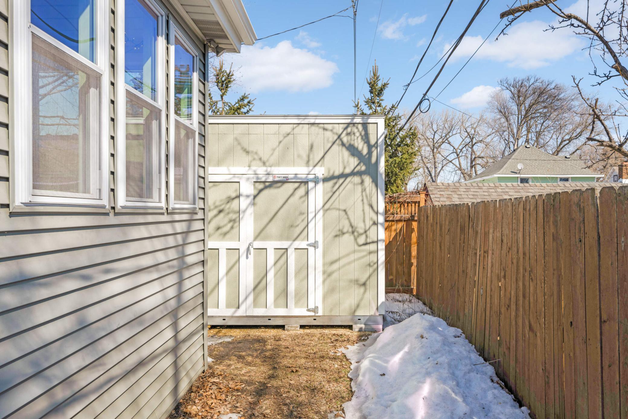 3925 Blaisdell Avenue