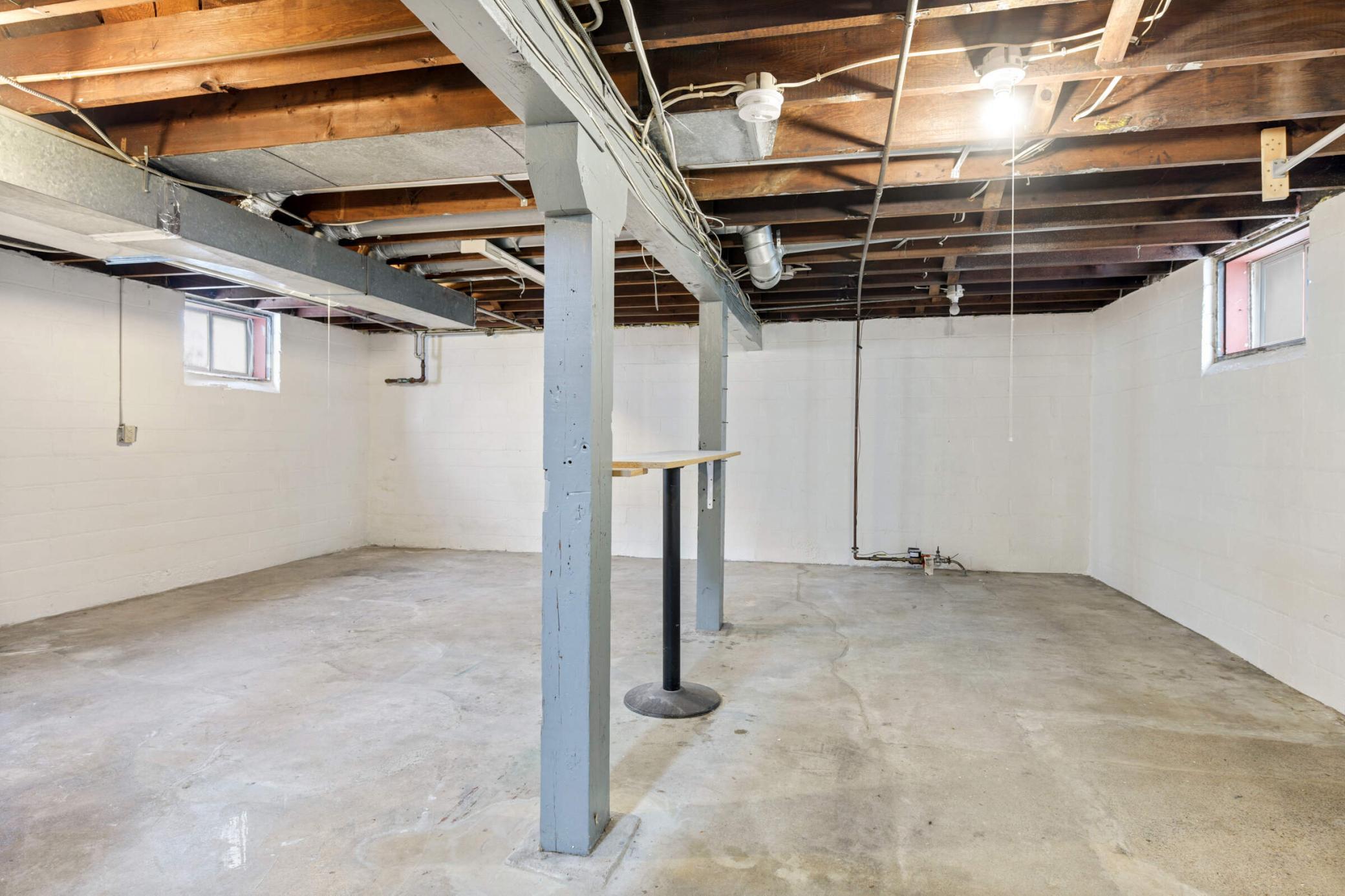 951 Tuscarora Avenue