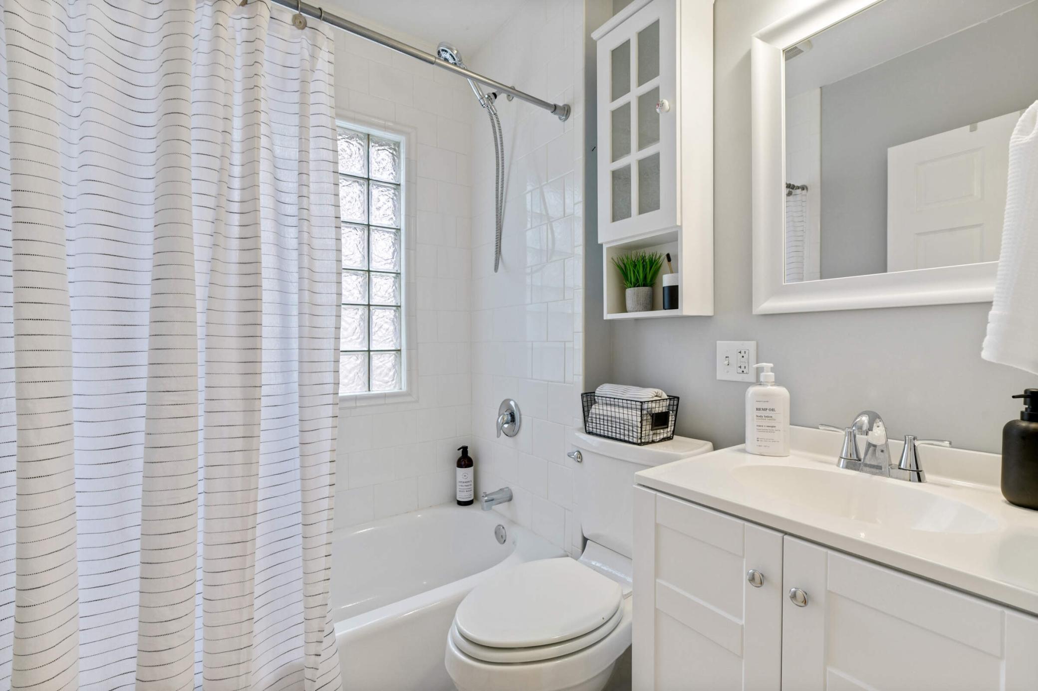 951 Tuscarora Avenue