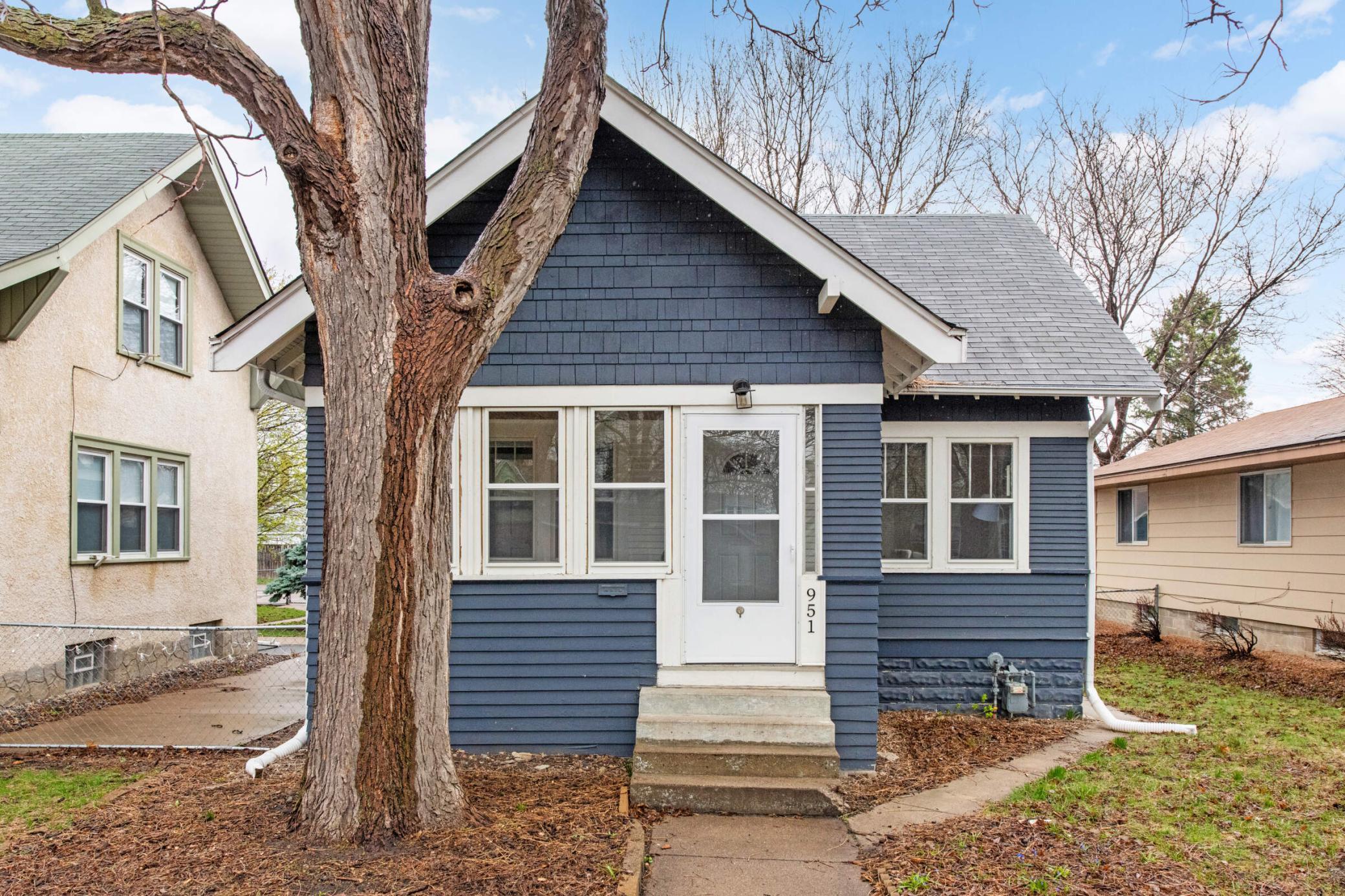 951 Tuscarora Avenue