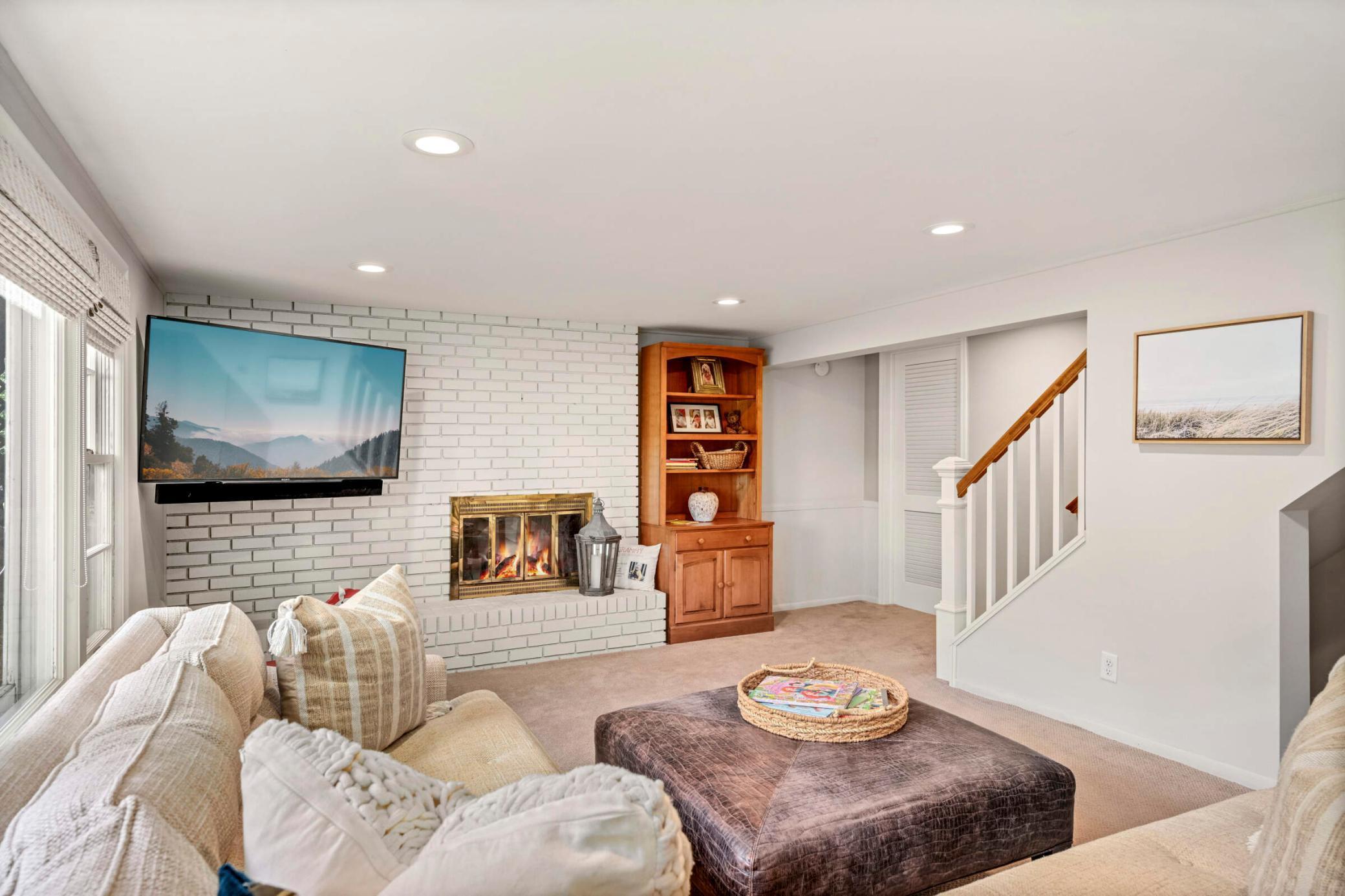 8481 Meadow Lake Road N