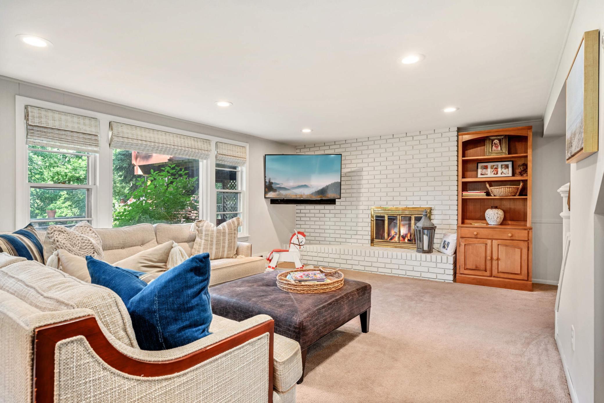 8481 Meadow Lake Road N