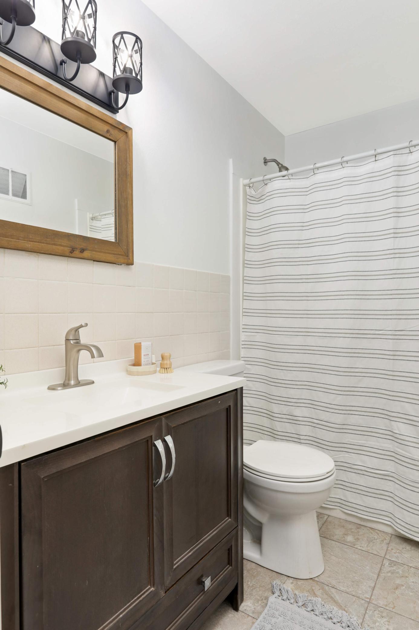 4756 Upland Crest NE