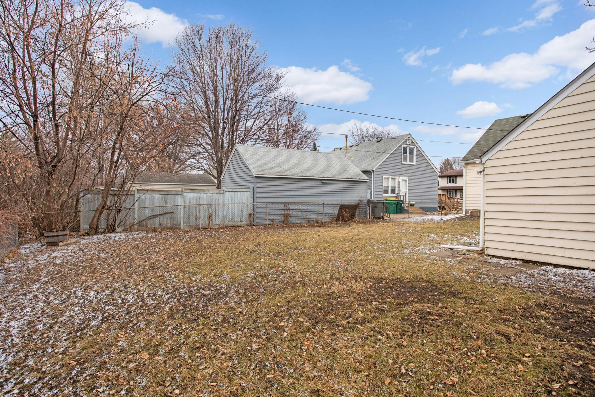 4756 Upland Crest NE