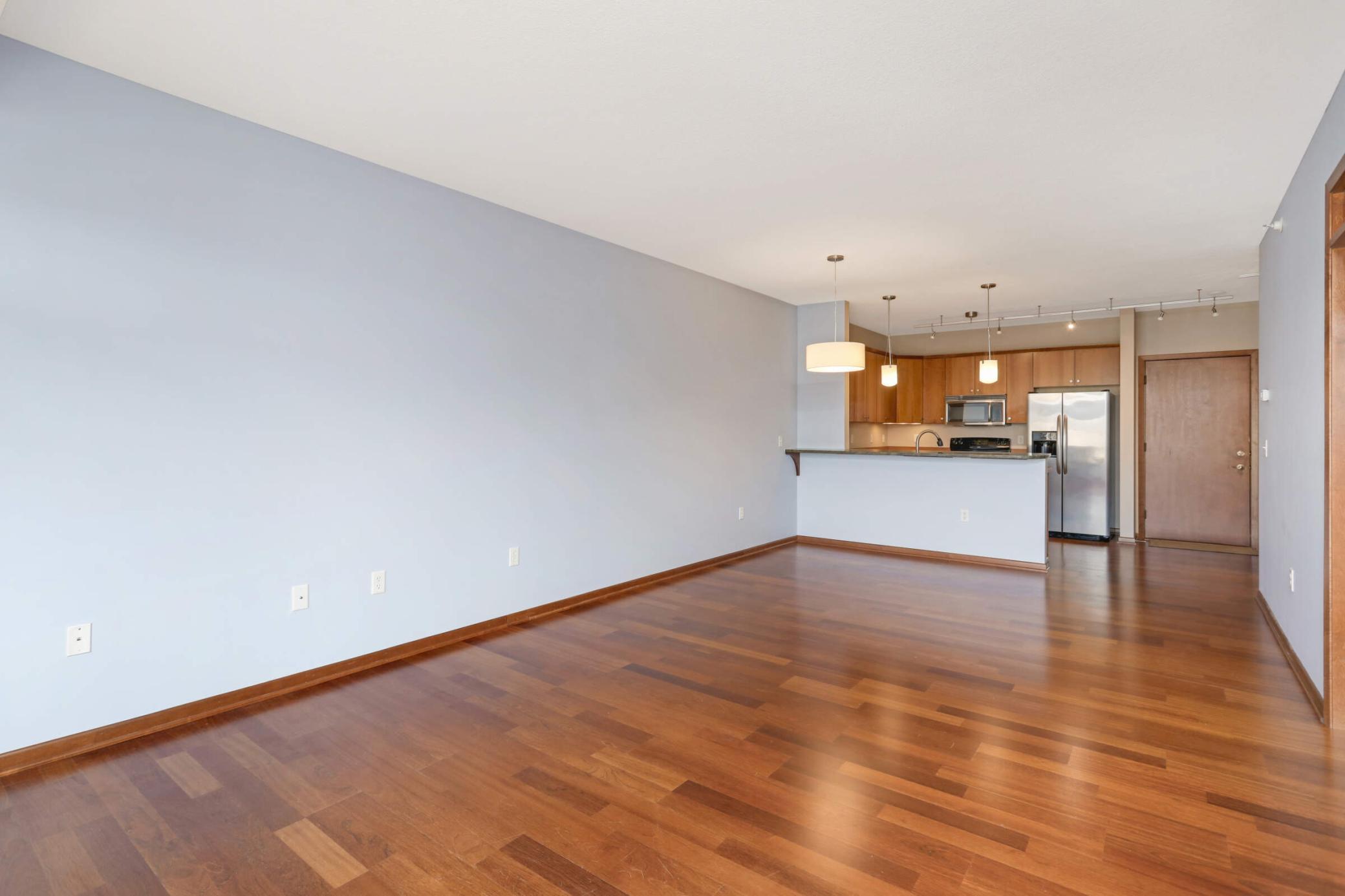 3251 Louisiana Avenue S Unit: 203