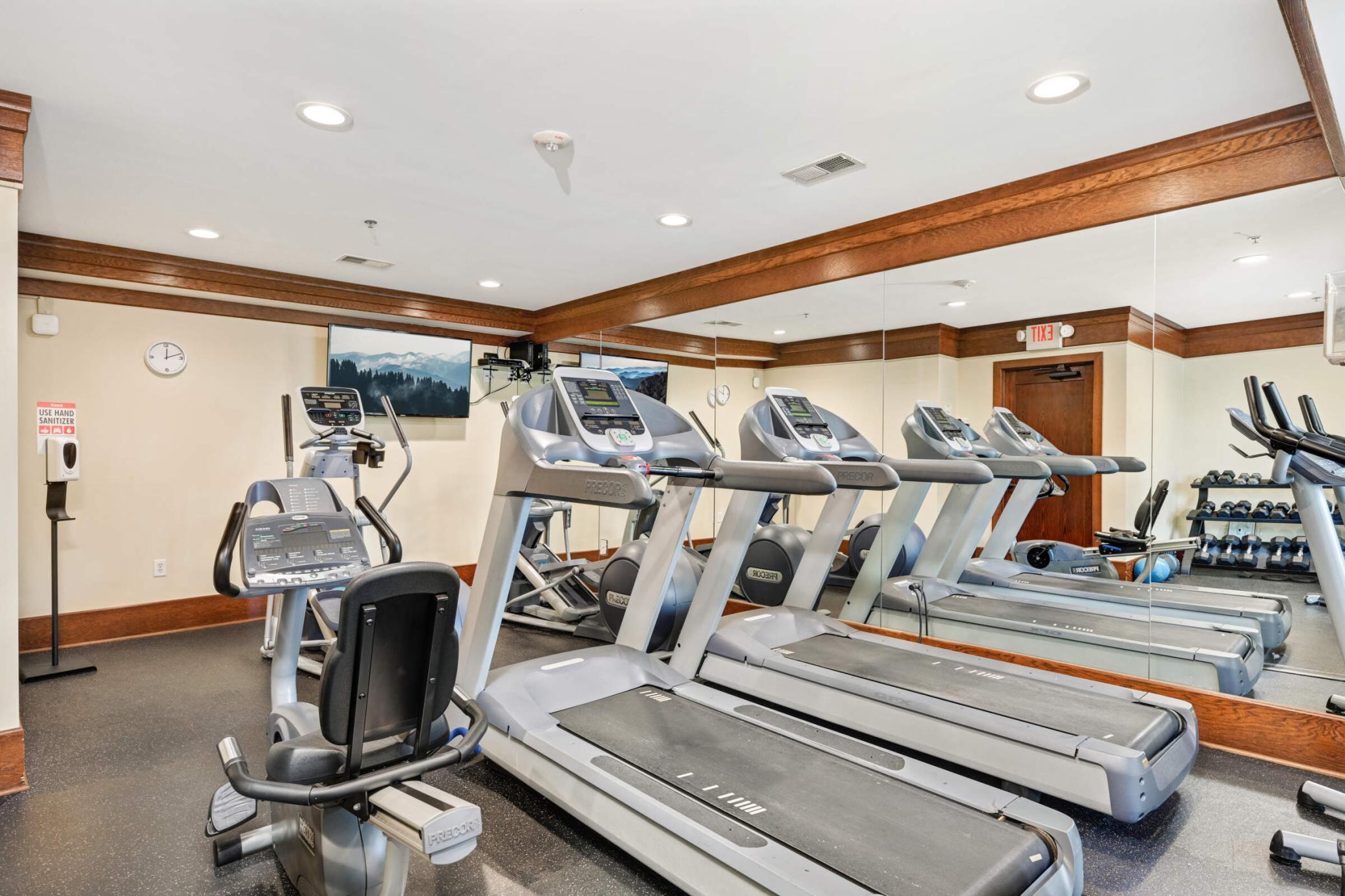 3251 Louisiana Avenue S Unit: 203