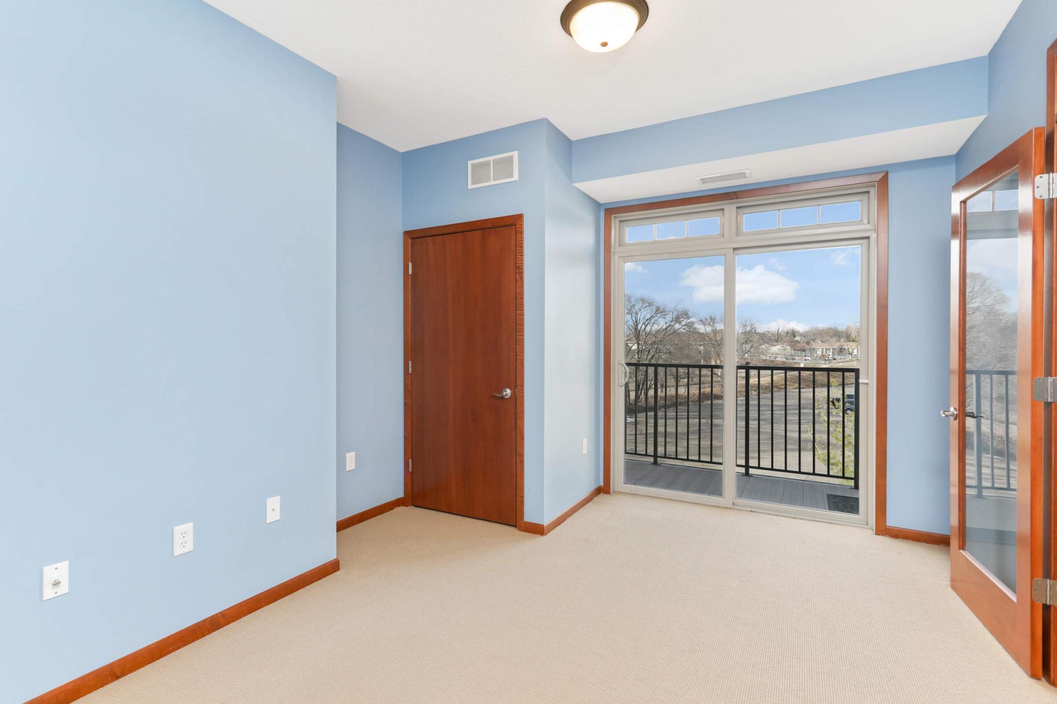 3251 Louisiana Avenue S Unit: 203