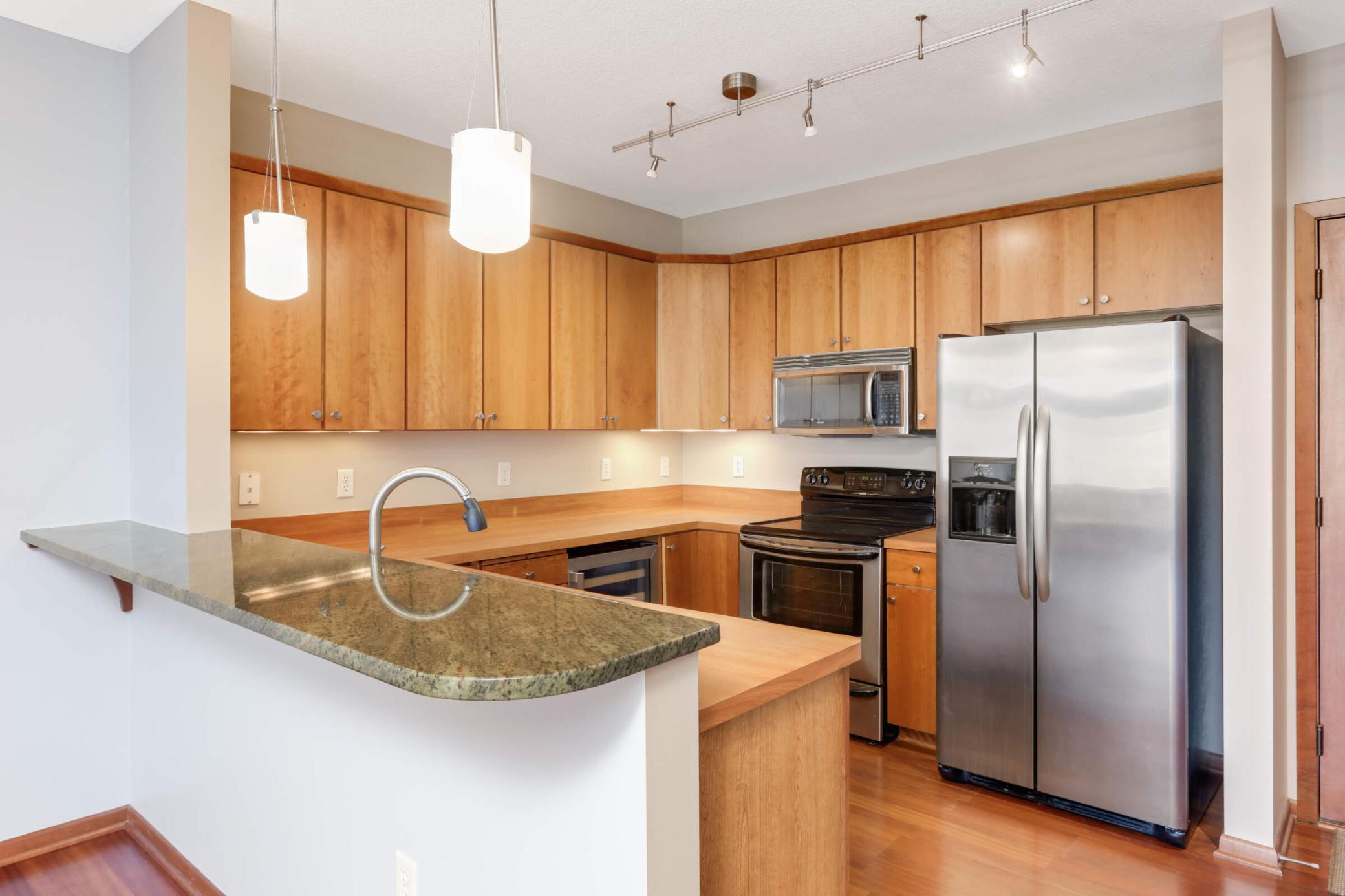 3251 Louisiana Avenue S Unit: 203