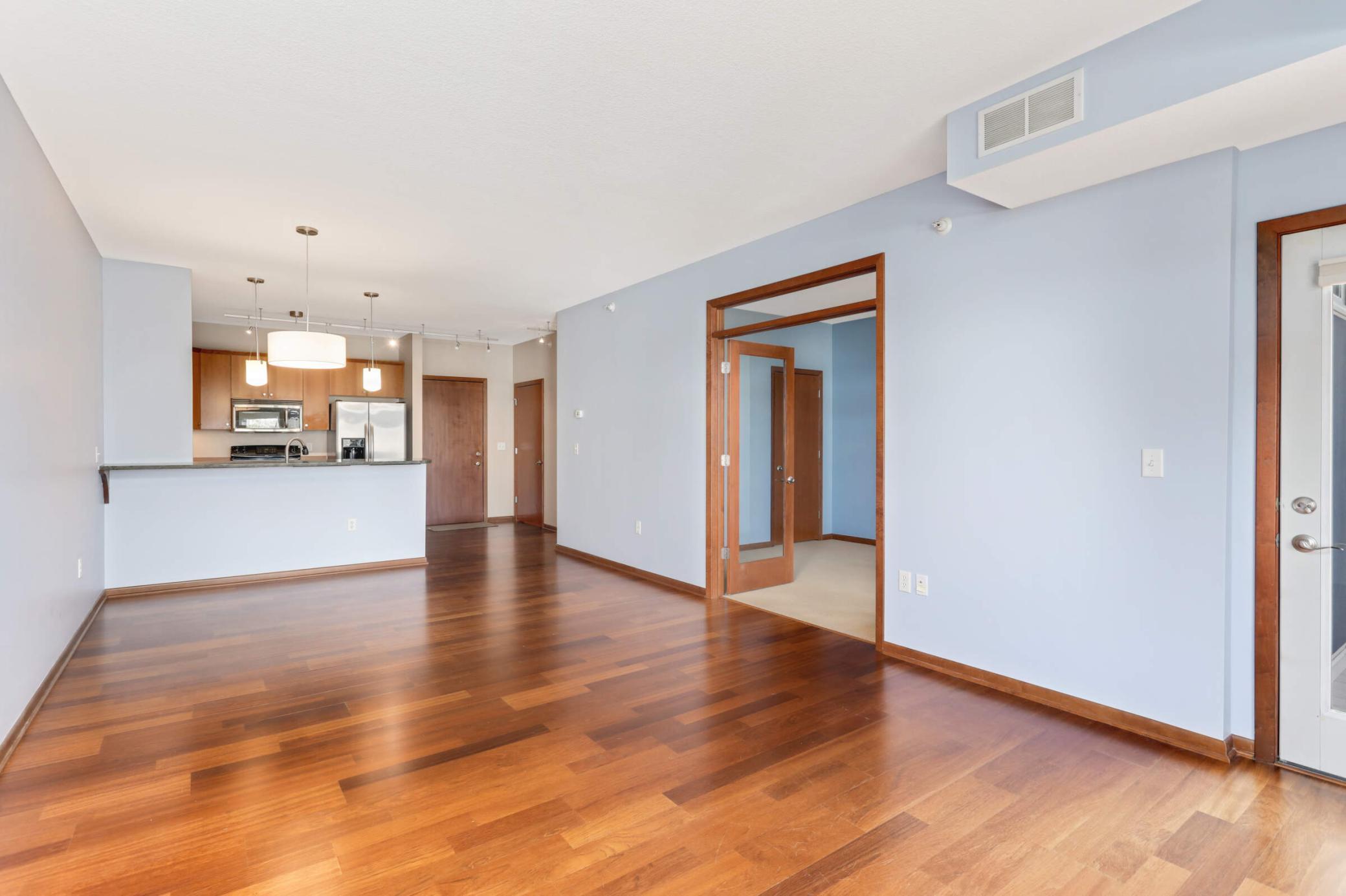 3251 Louisiana Avenue S Unit: 203