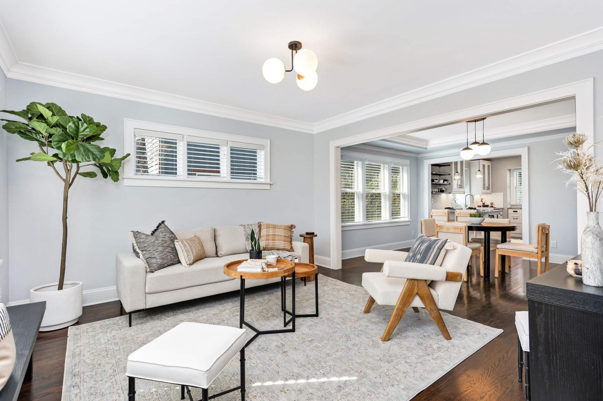 3952 Longfellow Avenue