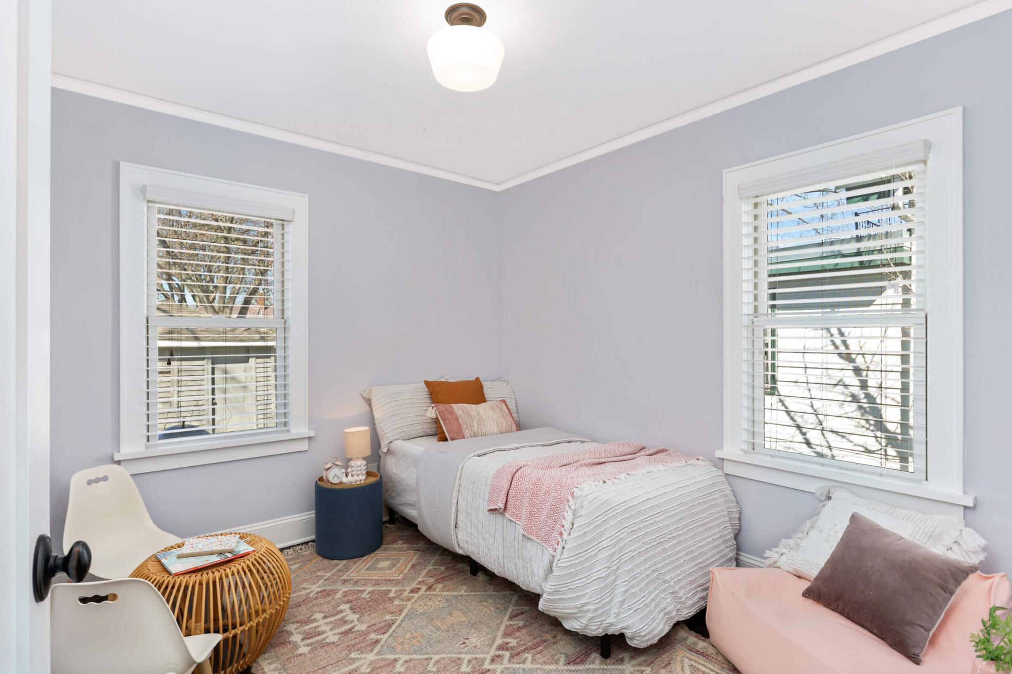 3952 Longfellow Avenue