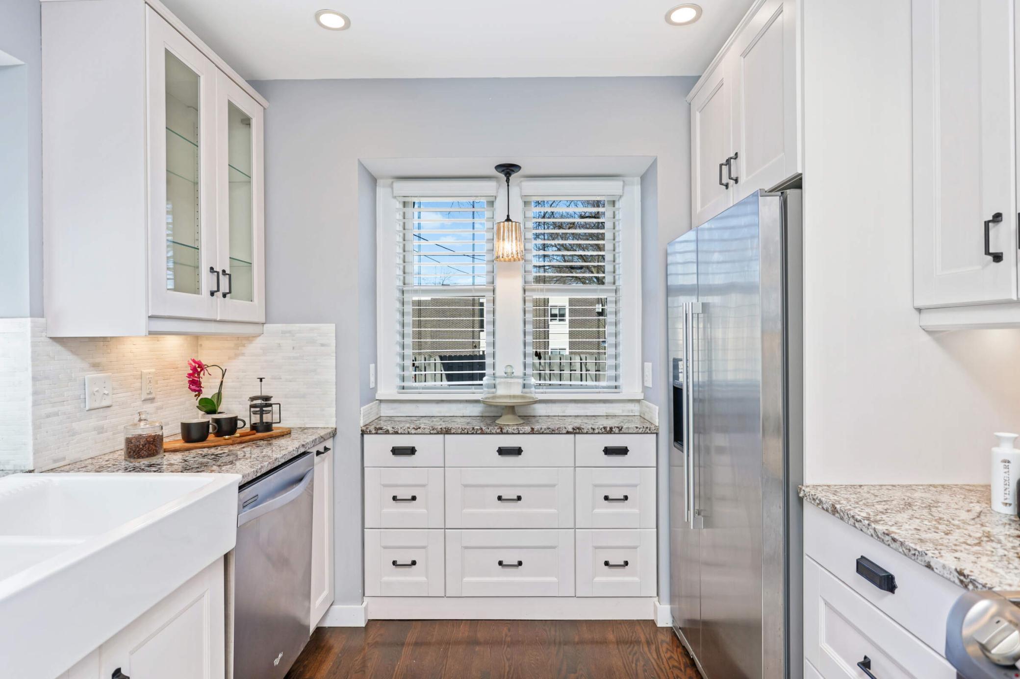 3952 Longfellow Avenue