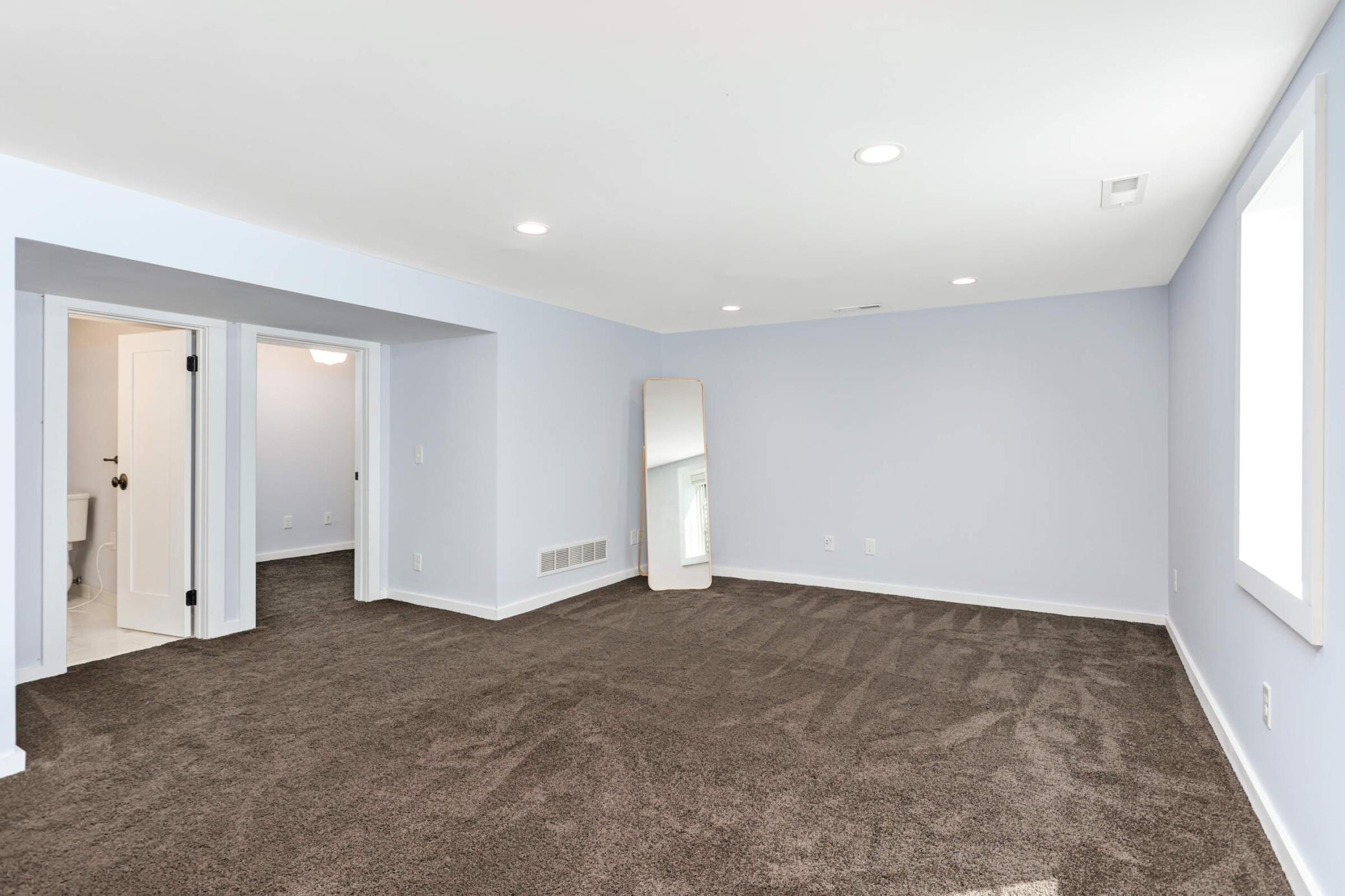 3952 Longfellow Avenue