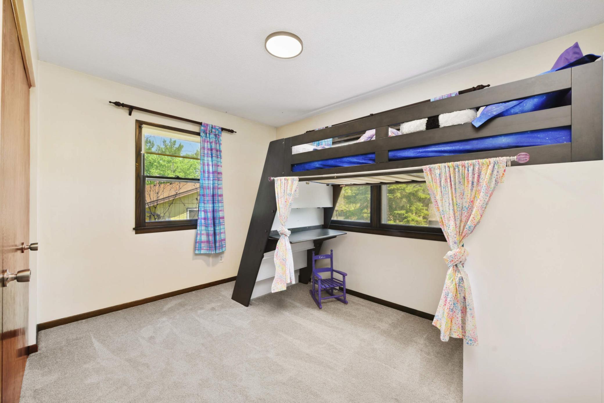 110102 Friendship Lane