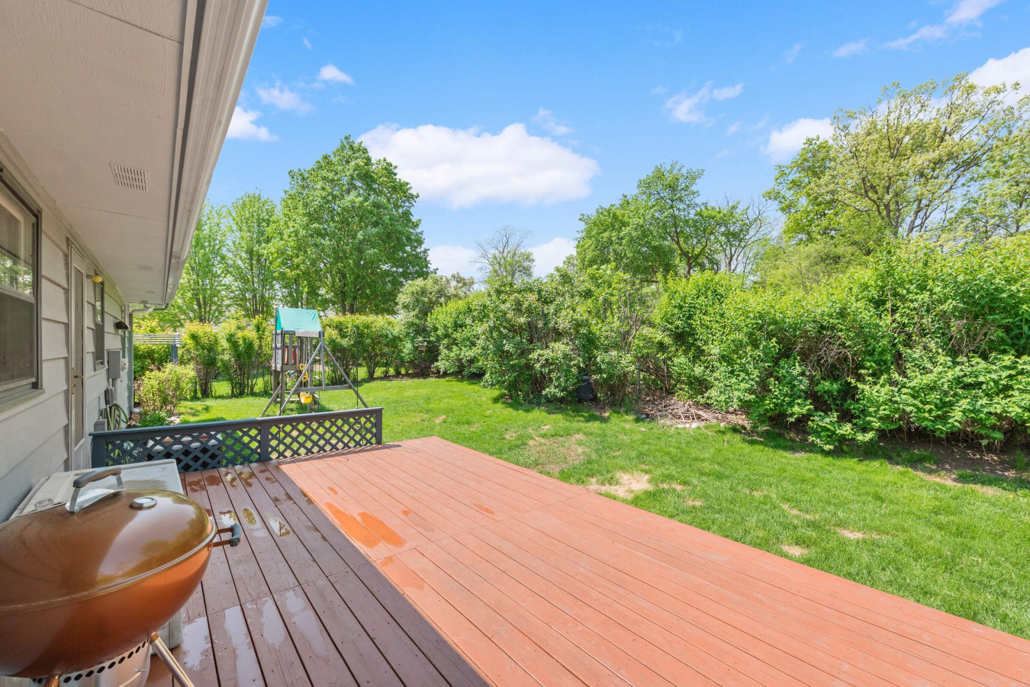 110102 Friendship Lane