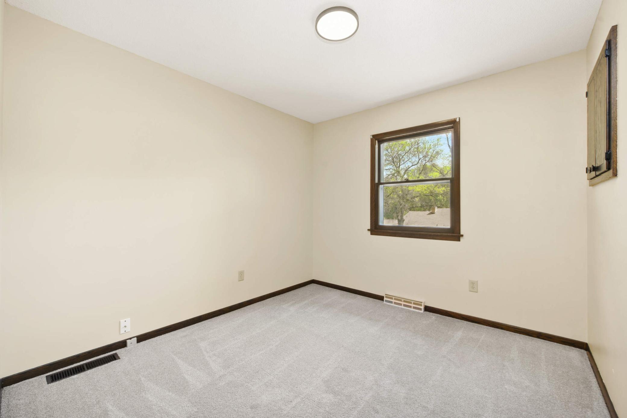 110102 Friendship Lane