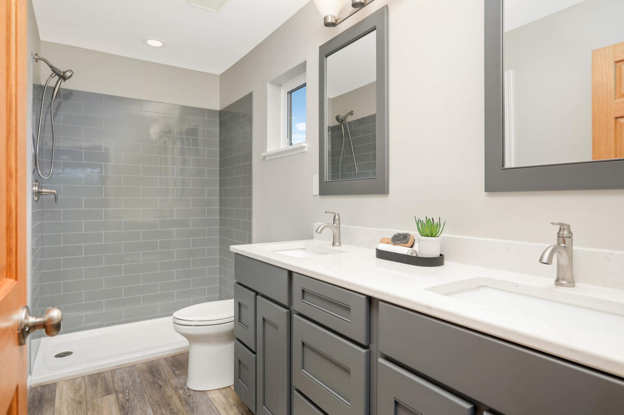 5230 Humboldt Avenue N