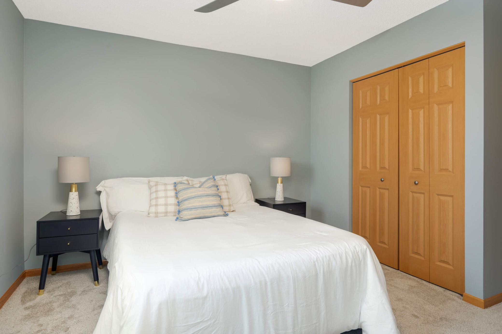 5230 Humboldt Avenue N