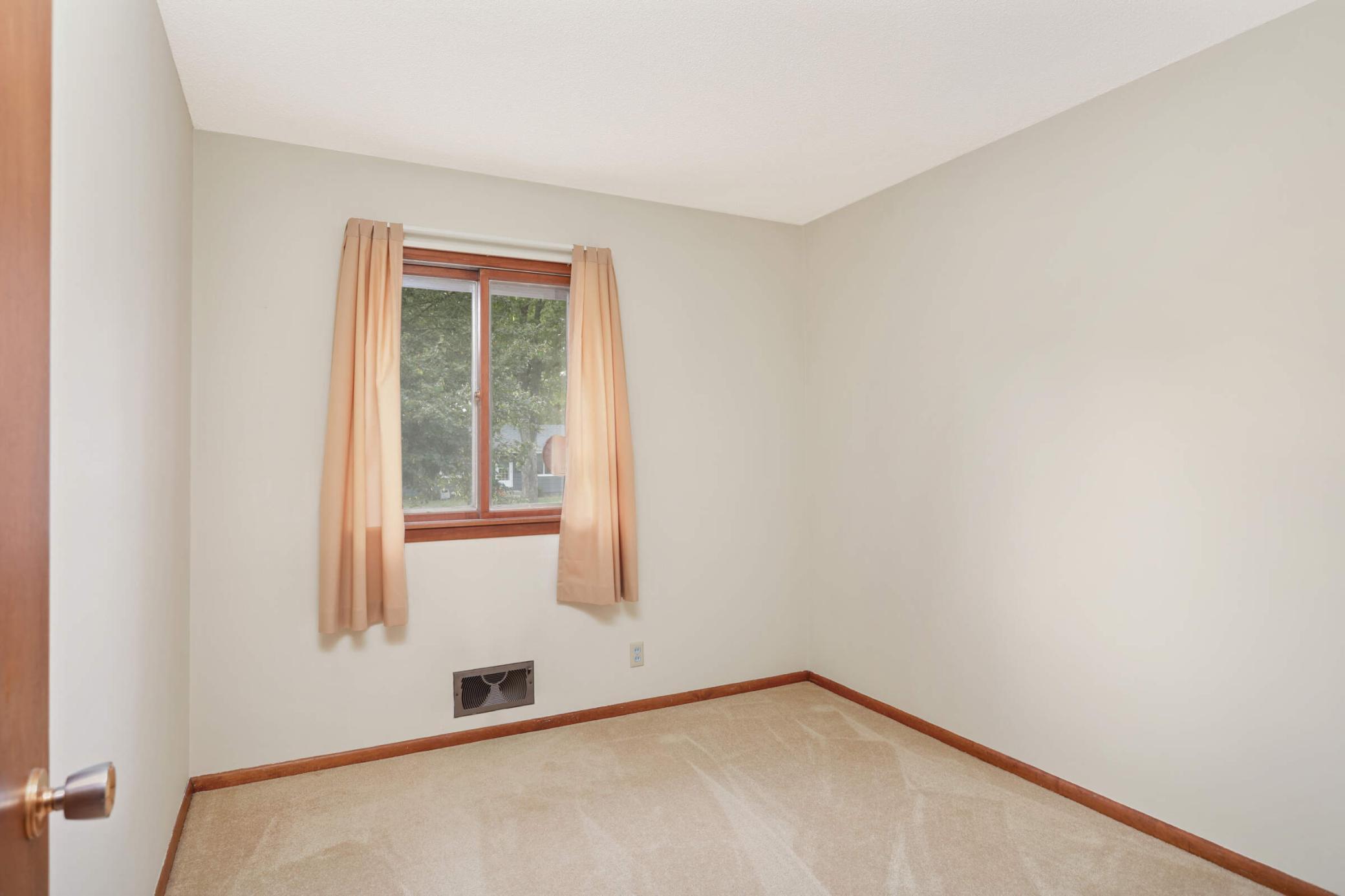 8509 Stanley Avenue S