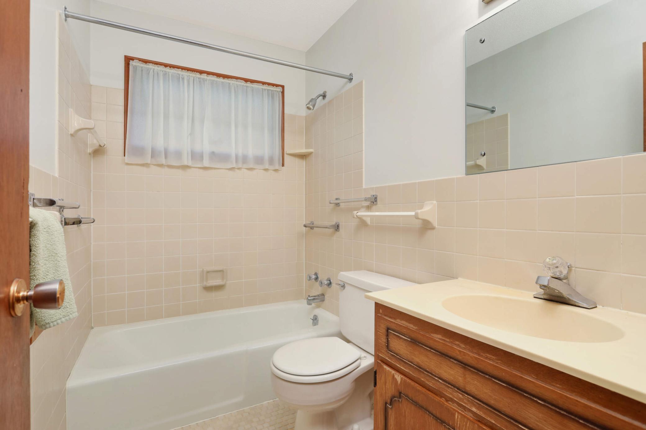 8509 Stanley Avenue S